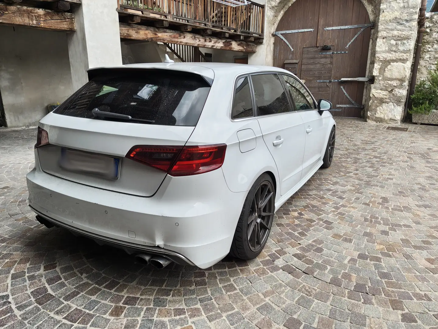 Audi S3 S3 Sportback 2.0 tfsi quattro s-tronic Alb - 2