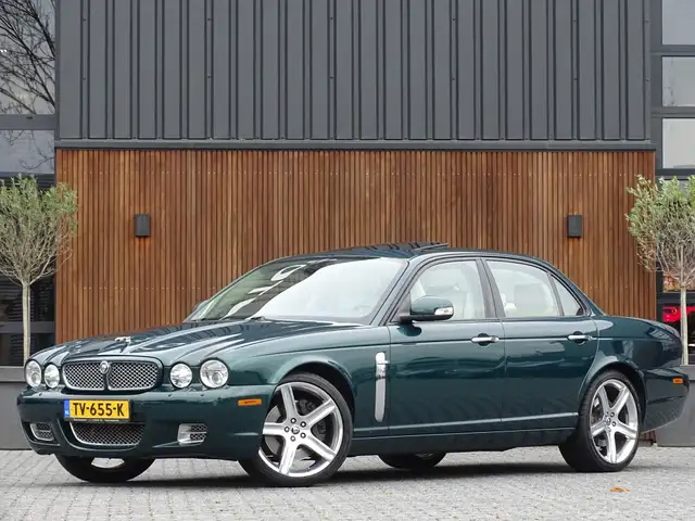 Jaguar XJR 4.2 V8 Supercharged 396PK / VIP / TV