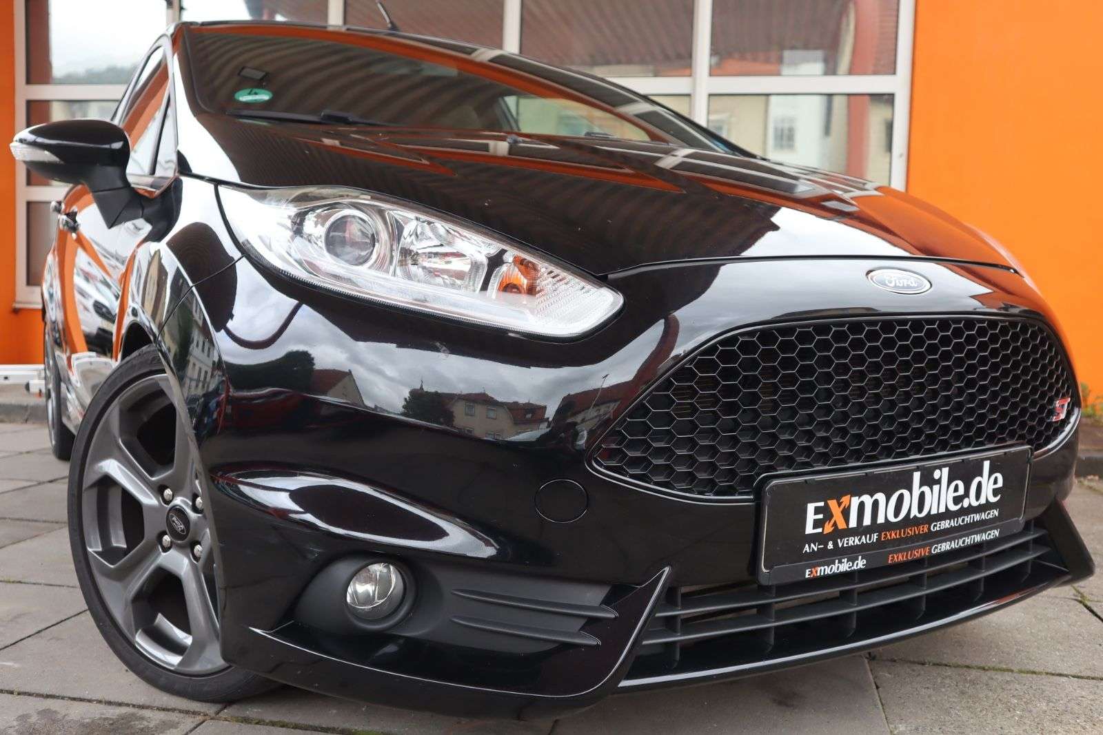 2017 Ford FIESTA
