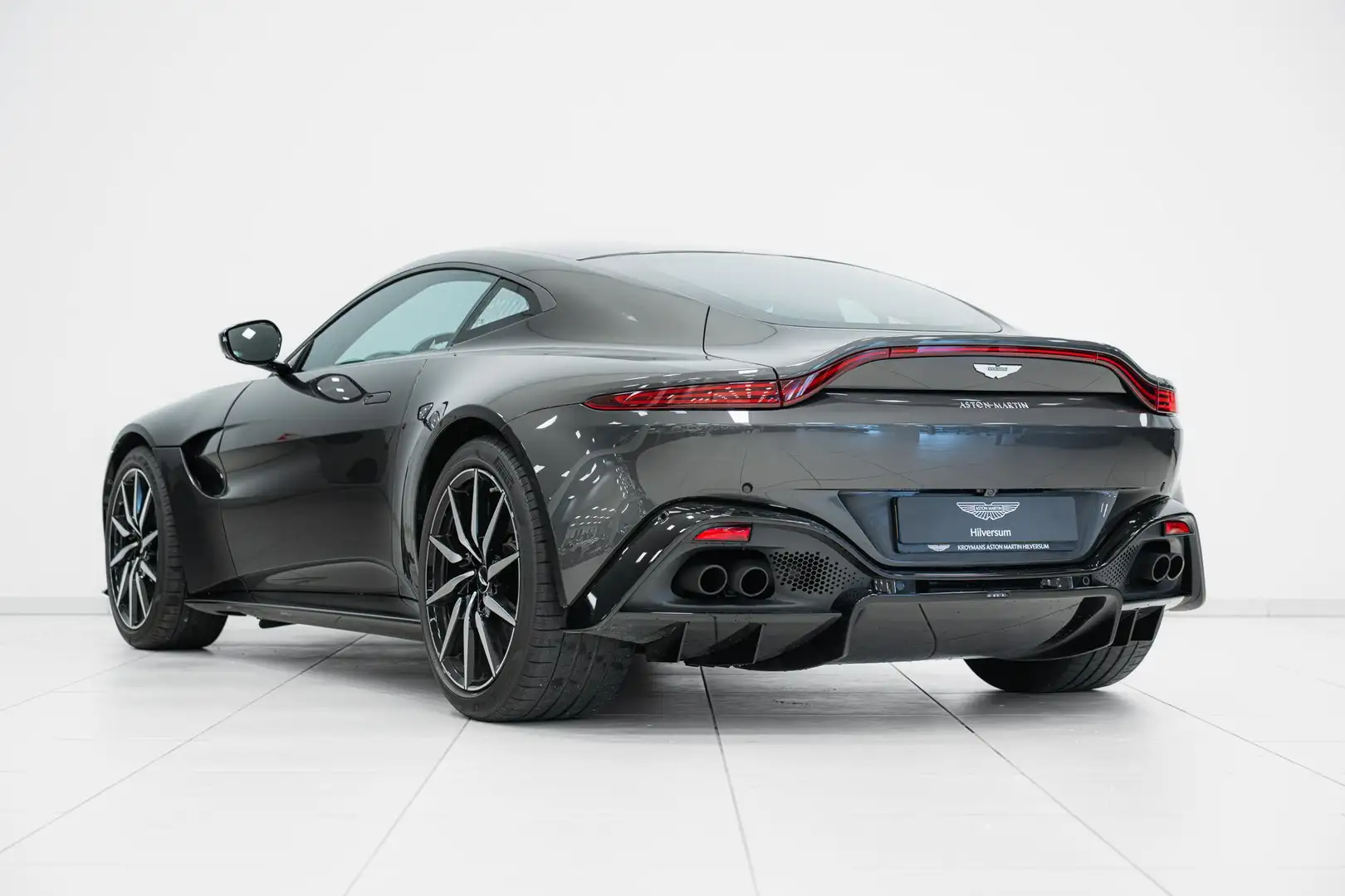Aston Martin Vantage Coupe 2021 Gri - 2
