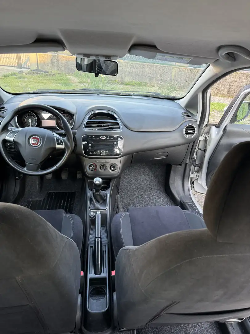 Fiat Punto 5p 1.3 mjt 16v Young 75cv - 2