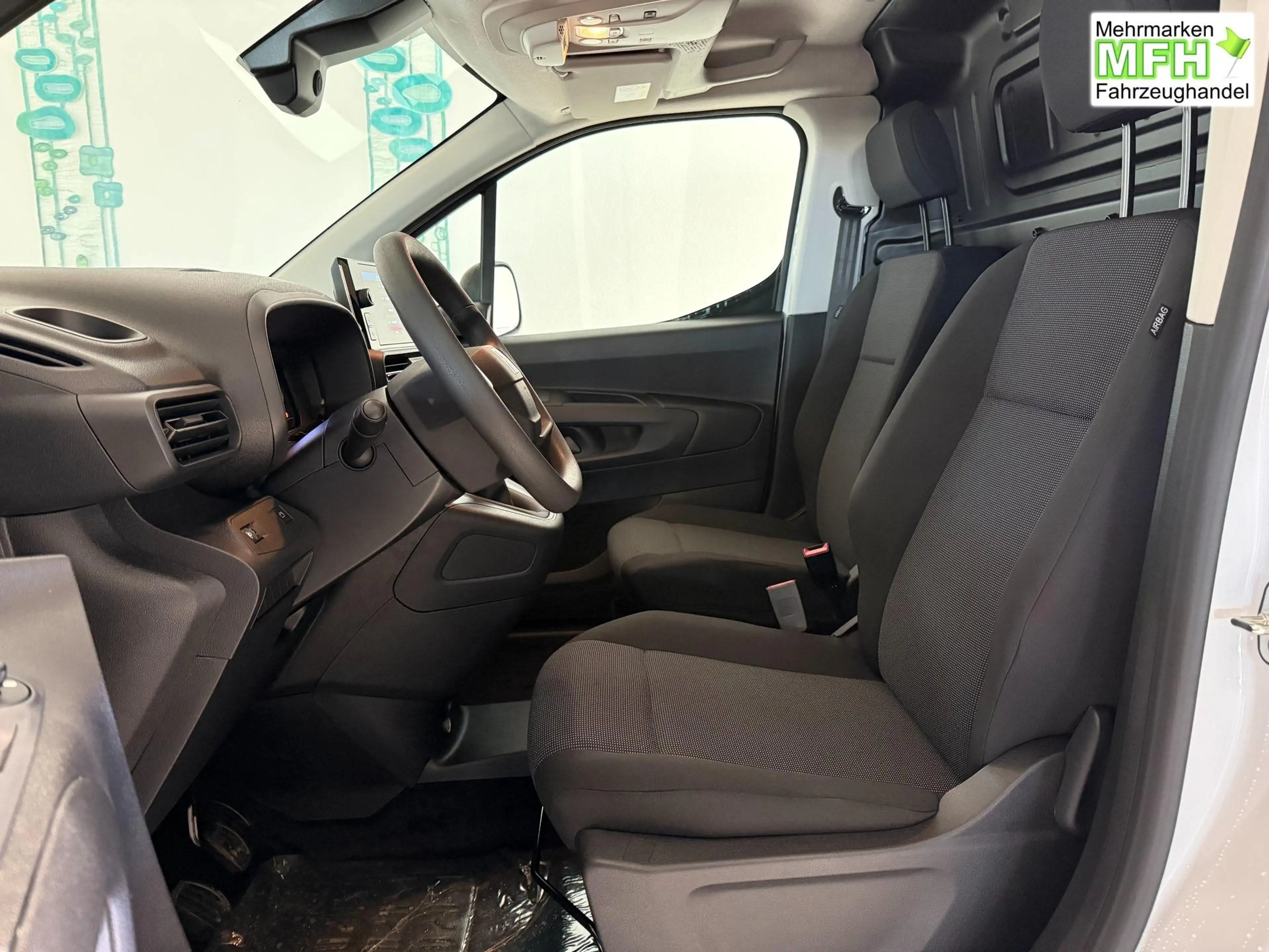 Fiat Doblo Länge XL Erhöhte Nutzlast 1.5 BlueHDi 75 kW (10... — photo 9