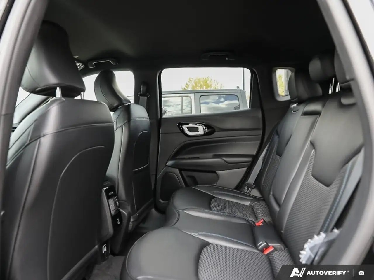 Jeep Compass fotografie Jeep Compass