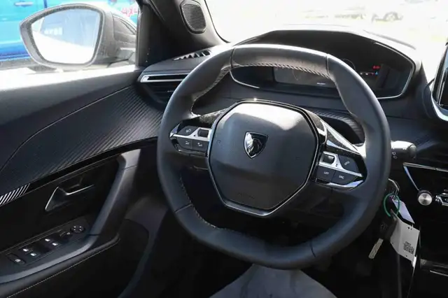 Peugeot 2008 view 20