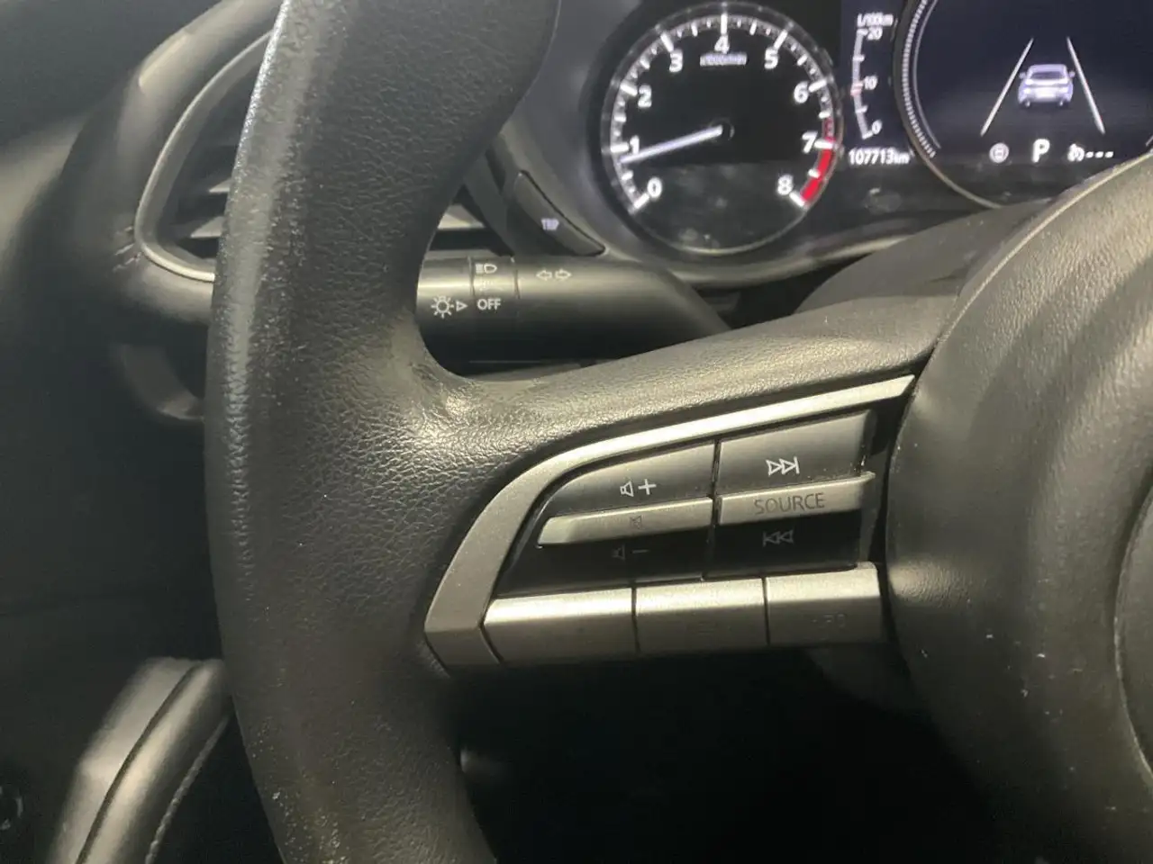 Mazda 3 снимка Mazda 3