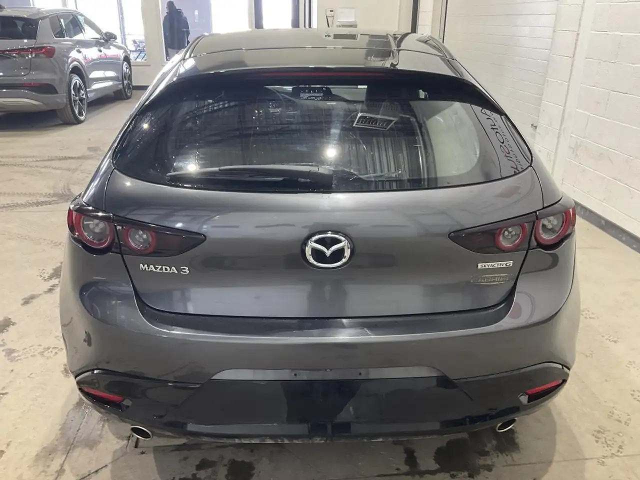 Mazda 3 снимка Mazda 3