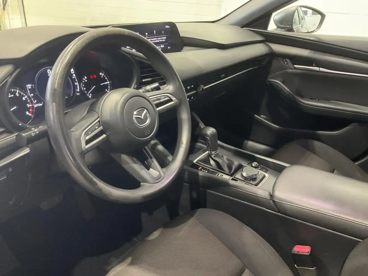 Mazda 3 снимка Mazda 3