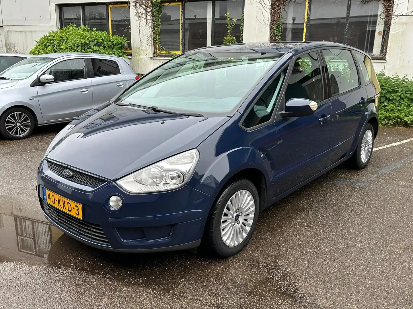 Ford S-Max 2.0 Trend Limited Blauw - 1
