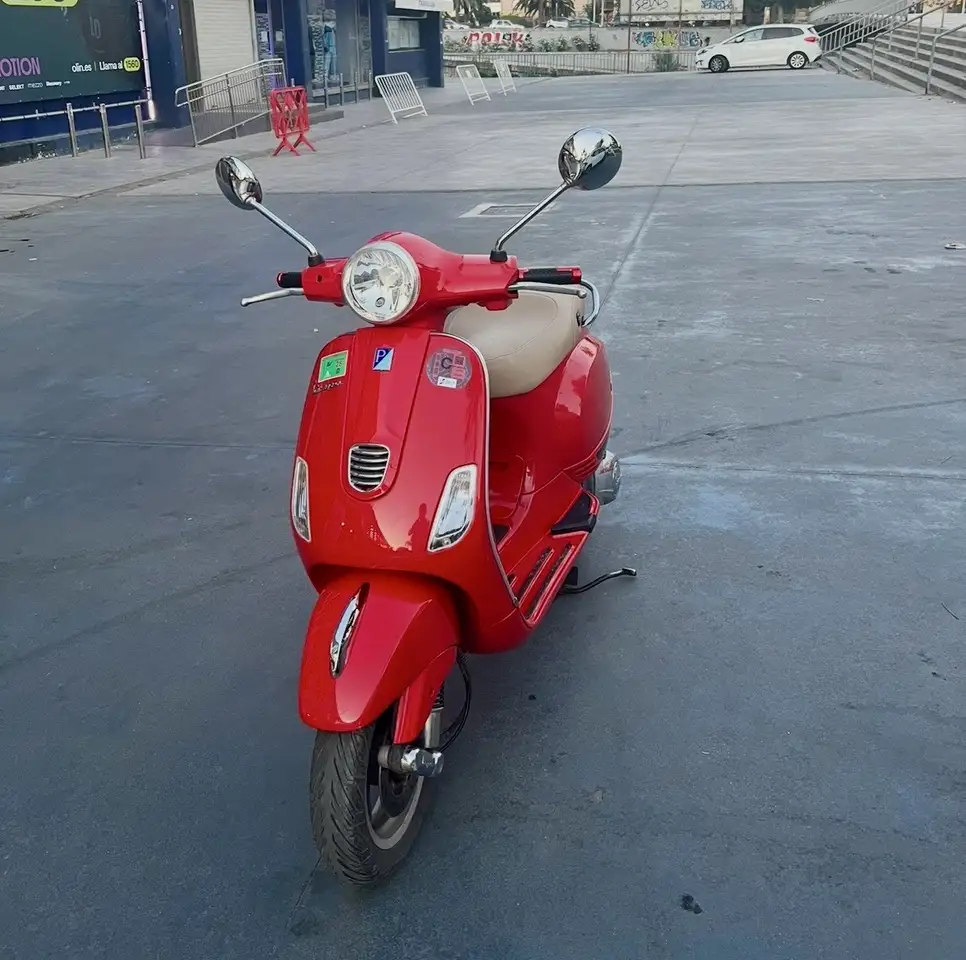 Vespa LX 125