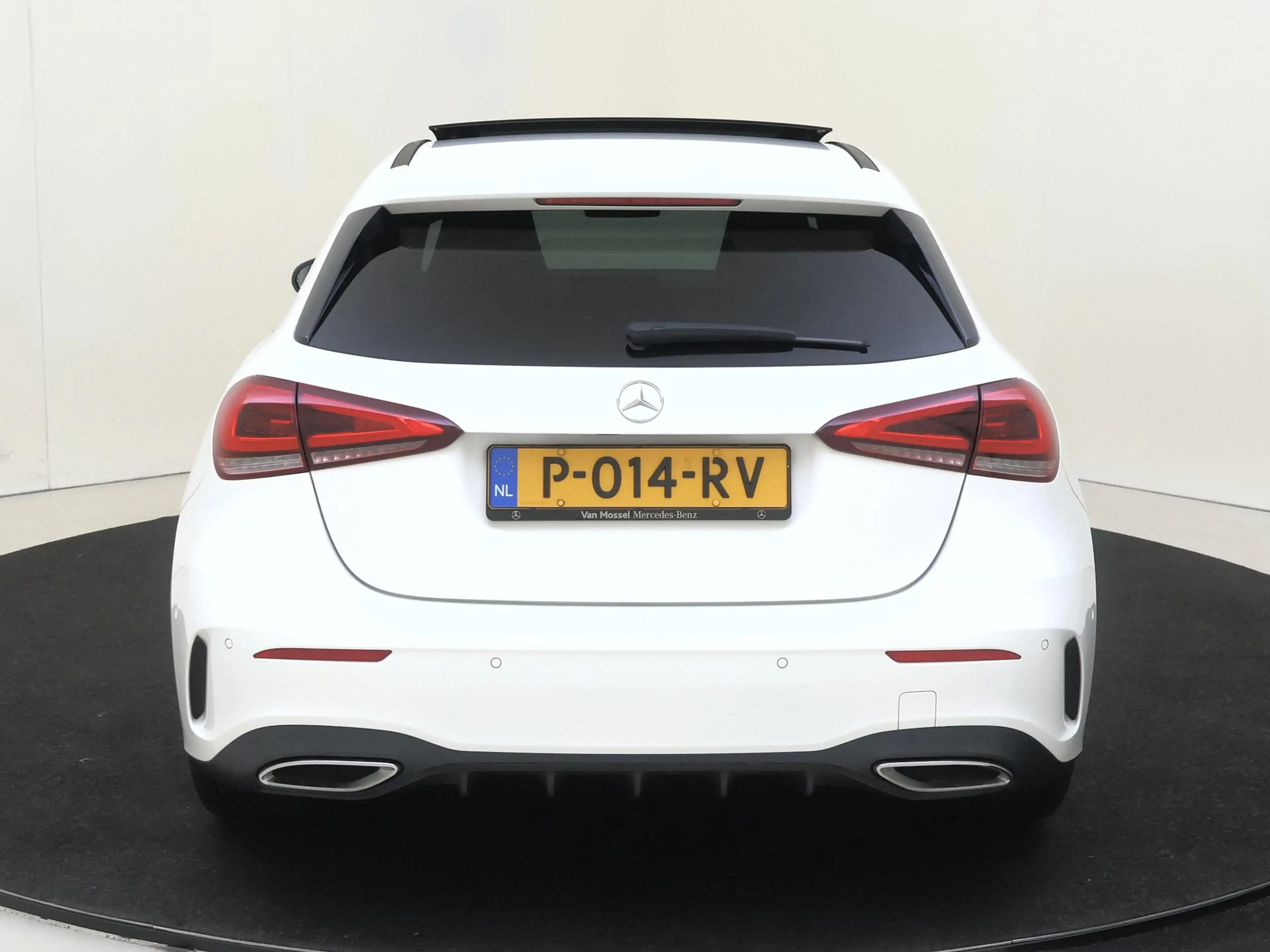 Mercedes-Benz A 180 Business Solution AMG — photo 7