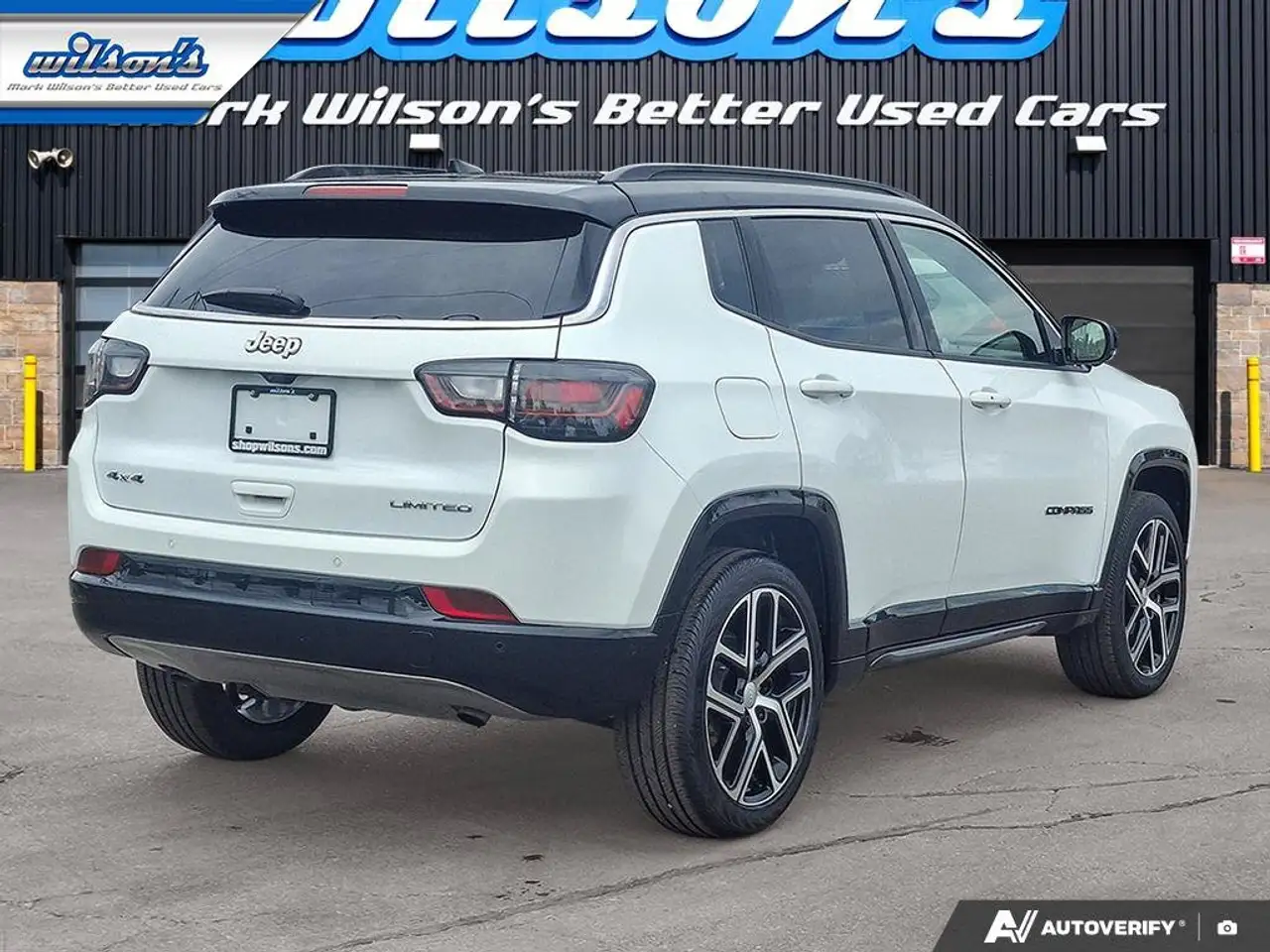 Jeep Compass photo Jeep Compass
