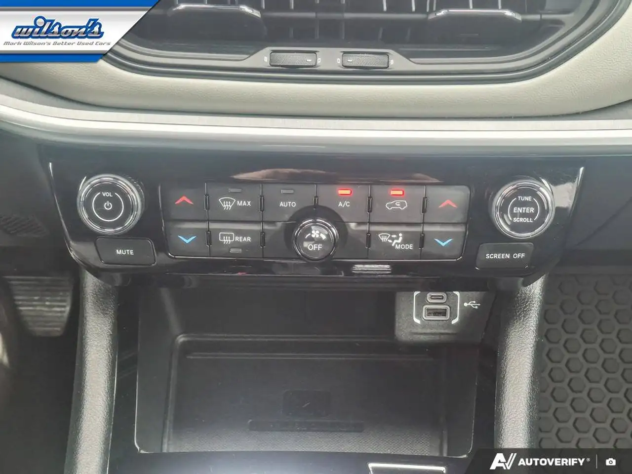 Jeep Compass photo Jeep Compass