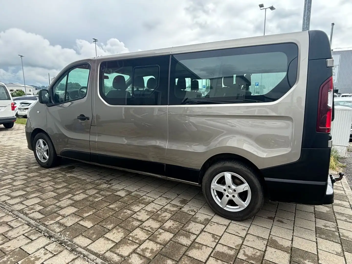 Renault Trafic Combi L1H1 2,7t  Authentique Braun - 2