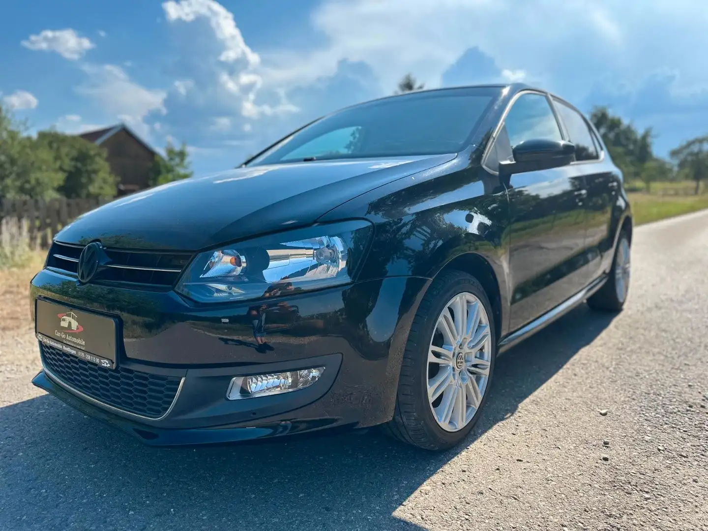 Volkswagen Polo V Style*1.Hand*Scheckheft*AC*SHZ*Temp*8x* Schwarz - 2