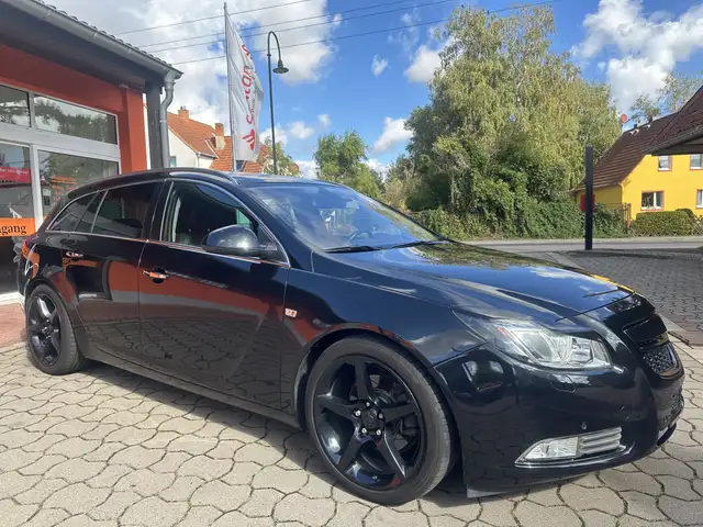 2011 Opel Insignia in Black for sale