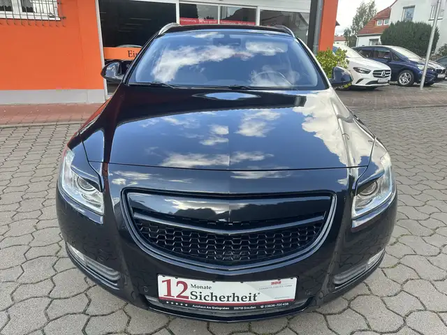 Opel Insignia view 2