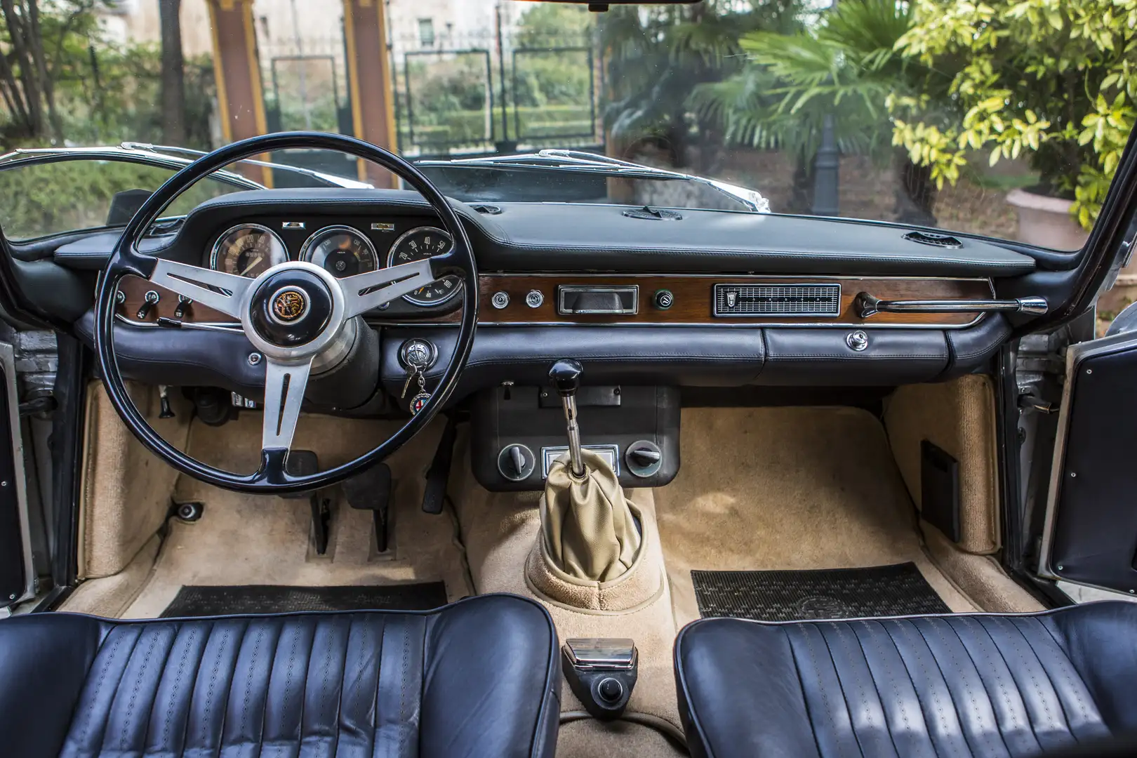 Alfa Romeo Sprint 2600 Silber - 2