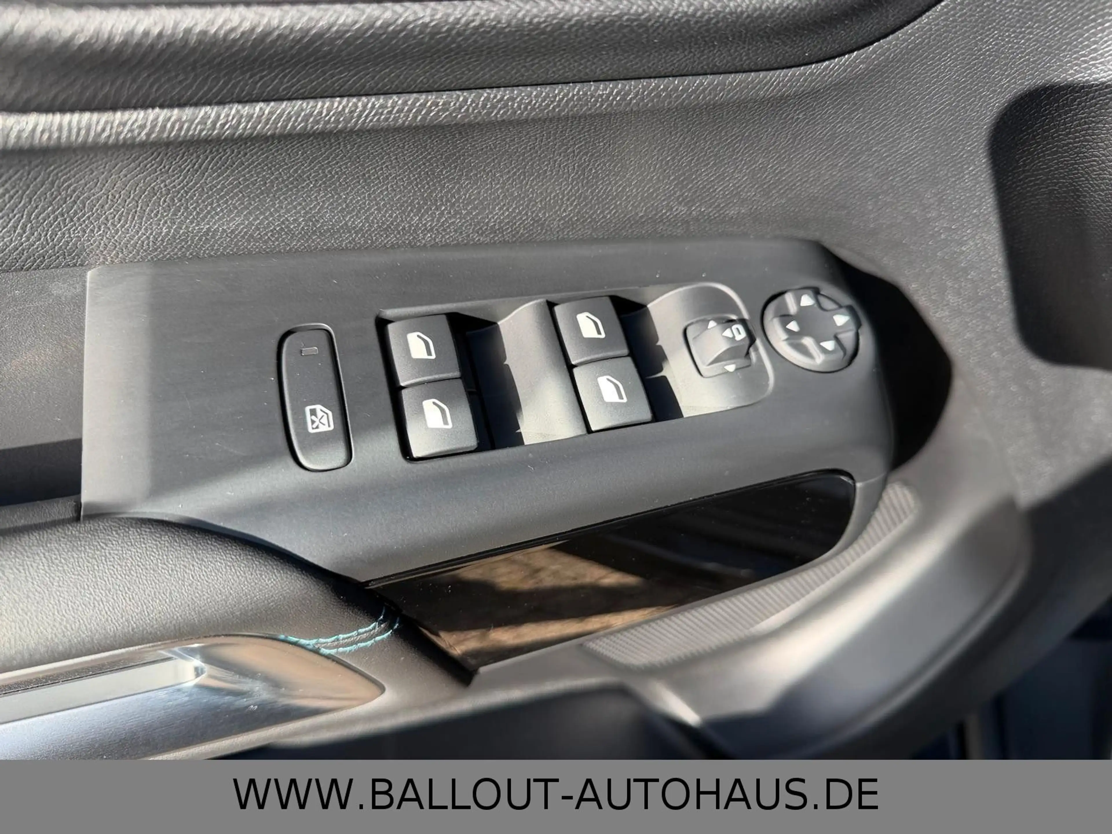 Citroen C5 Aircross Max*1.HAND*NAVI*KAMERA*SPUR*TOT*TEMP — photo 10