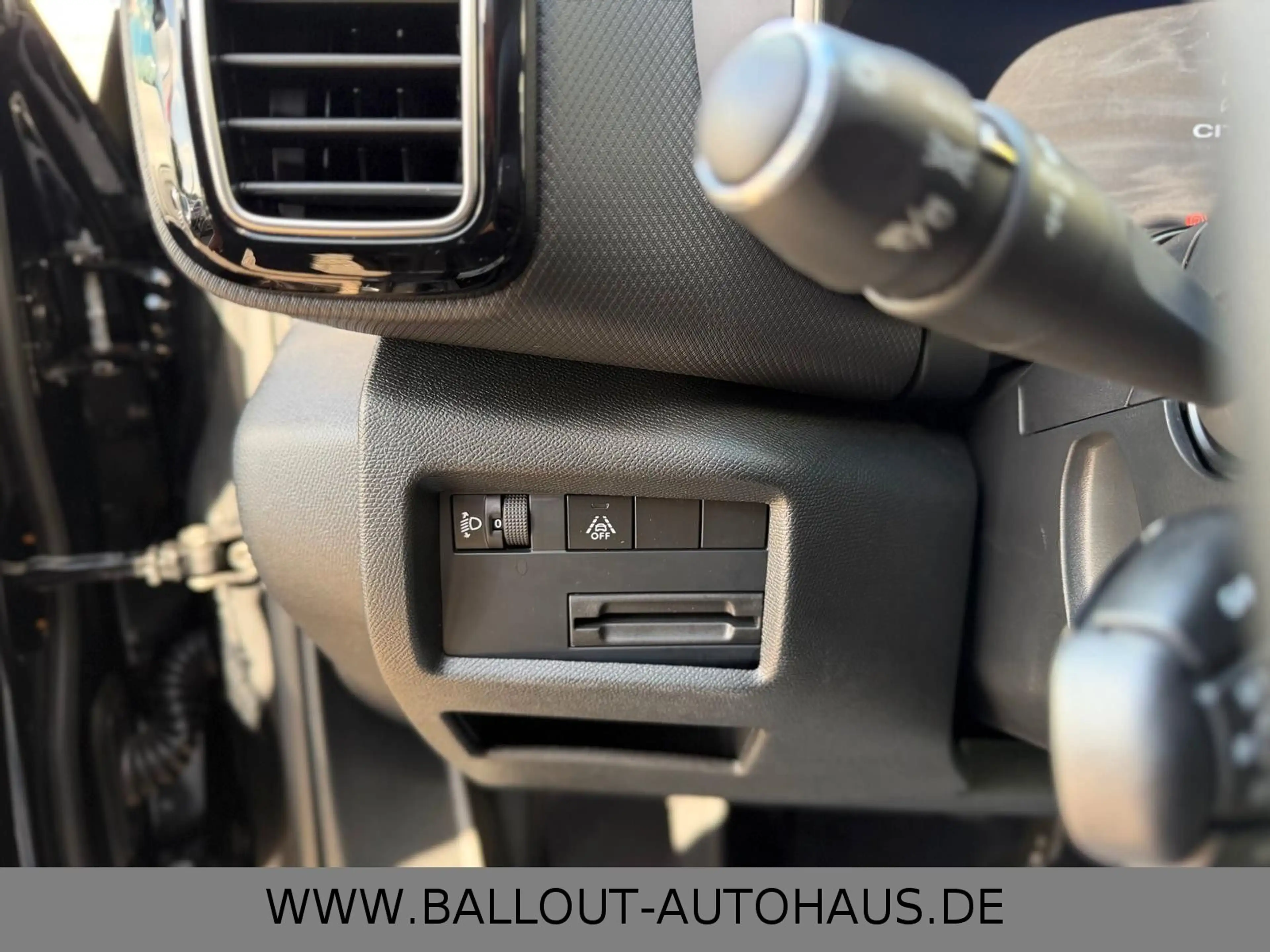 Citroen C5 Aircross Max*1.HAND*NAVI*KAMERA*SPUR*TOT*TEMP — photo 11