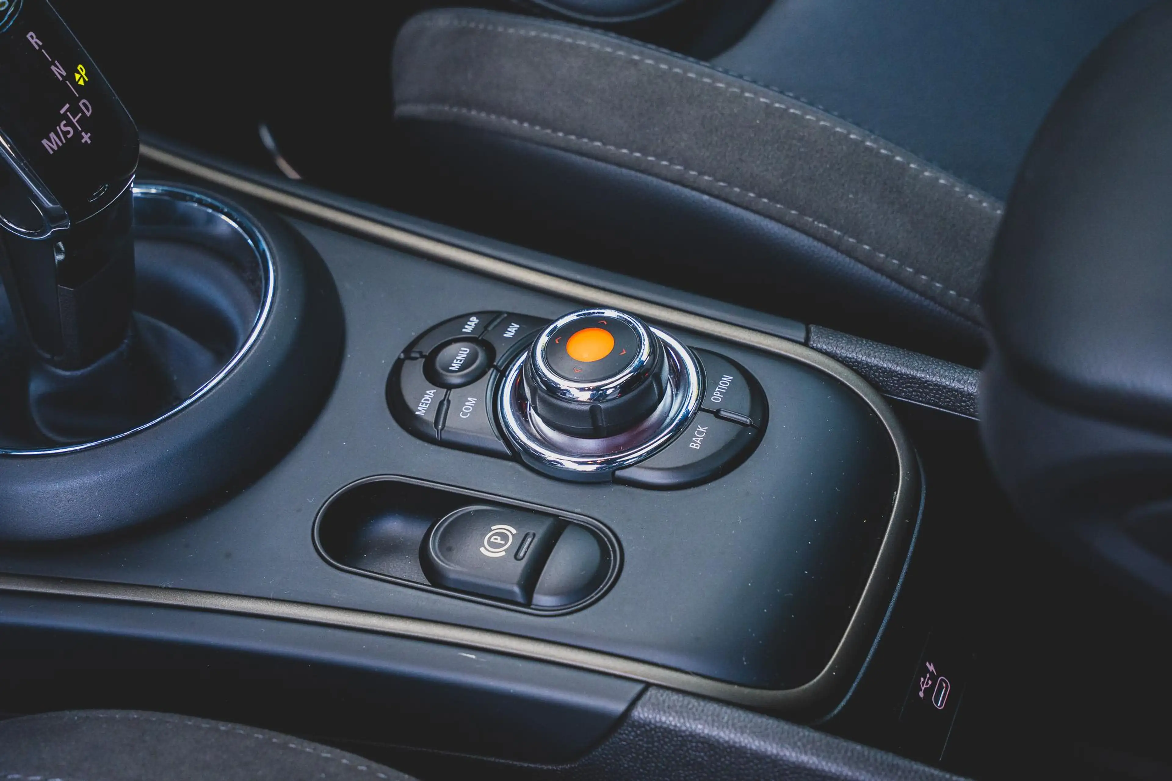 MINI Cooper S Countryman 2.0 Chili TREKHAAK | PANO | H&K | HUD | LEDER | KE — photo 32