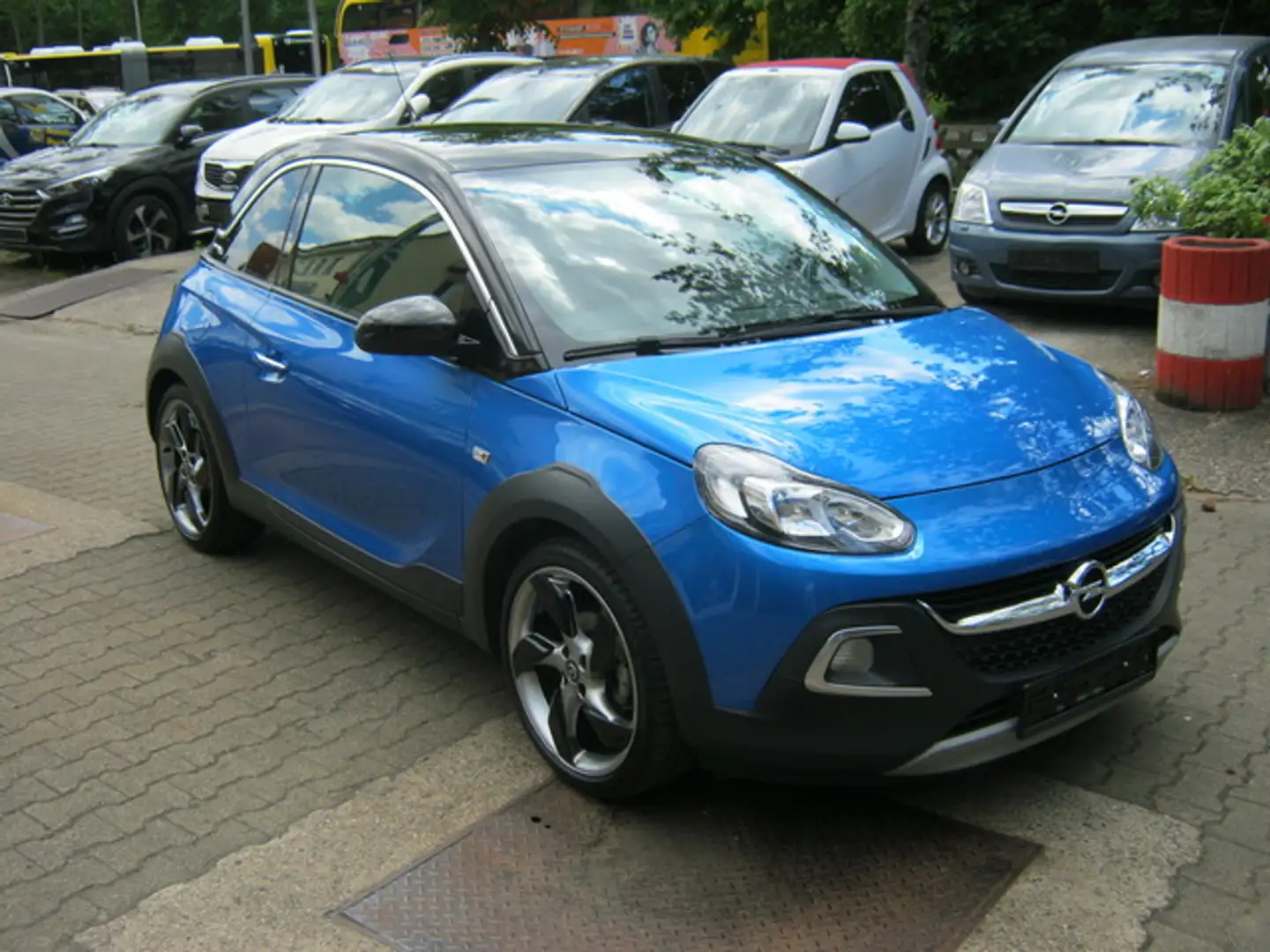 Opel Adam Rocks original 13200 KM !! Klimaaut/PDC/SHZ Bleu - 2