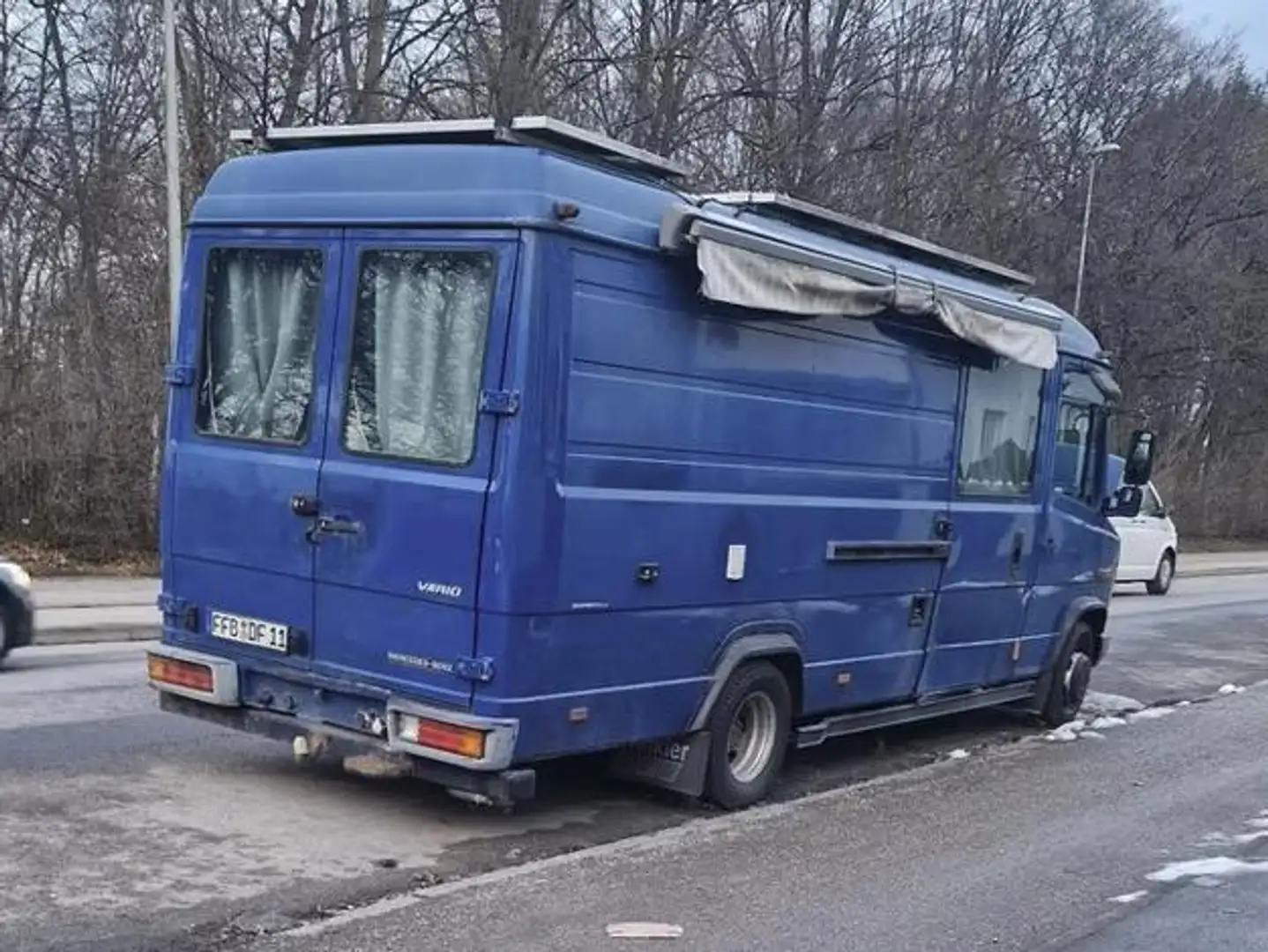 Mercedes-Benz Vario 618 D Vario 668.3 KA Blau - 2