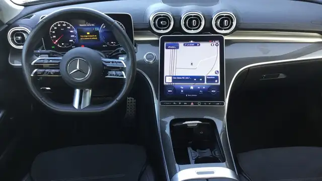 Mercedes-Benz C-Class view 8