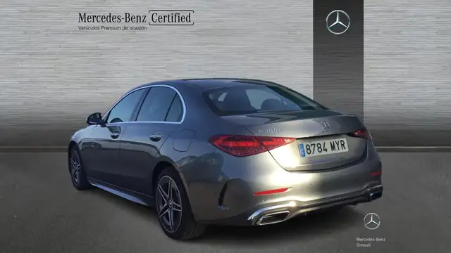 Mercedes-Benz C-Class view 4