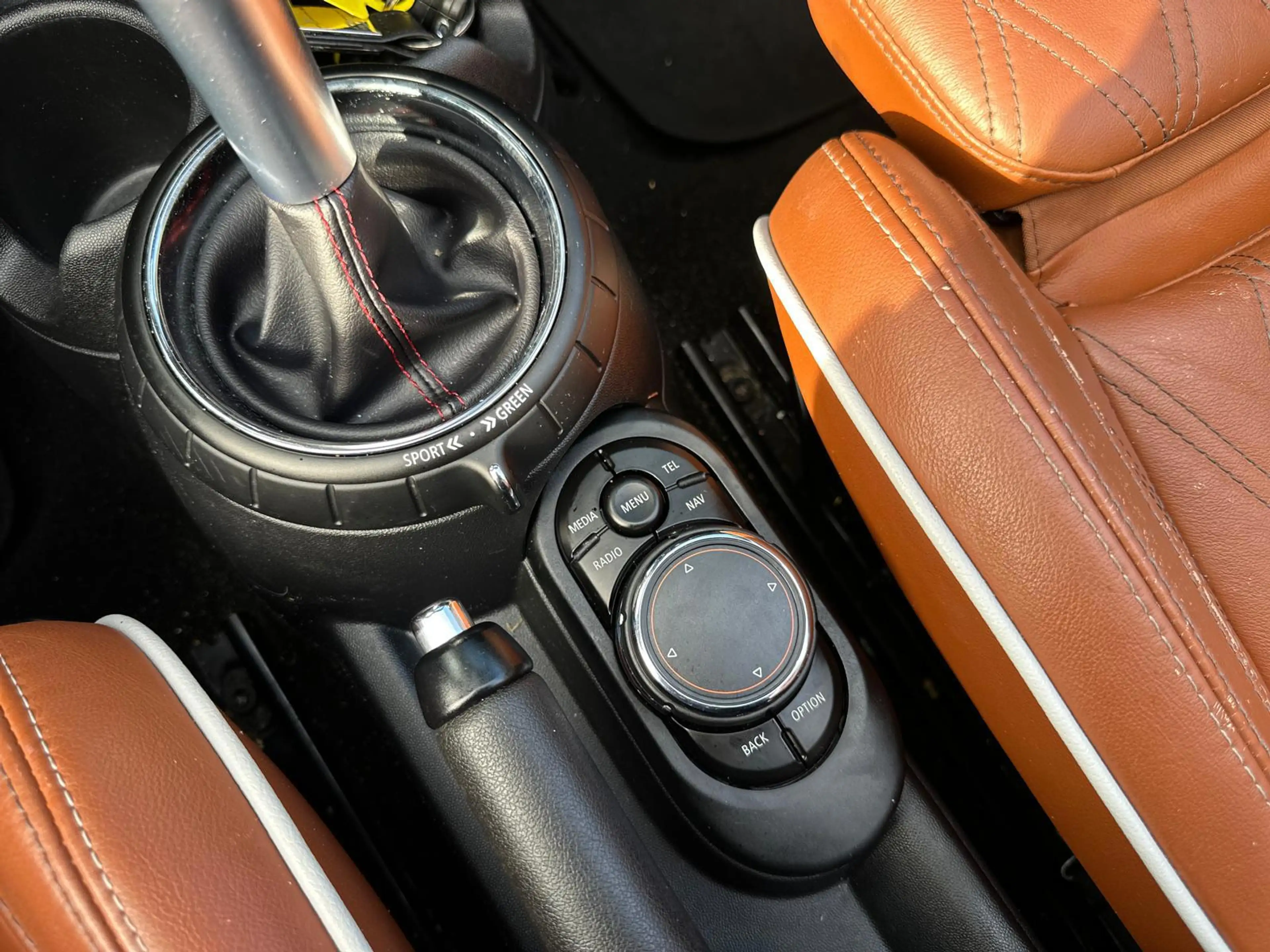 MINI Cooper S Cabrio 2.0 Chili Serious Business | Automaat | Leder | Ke — photo 42