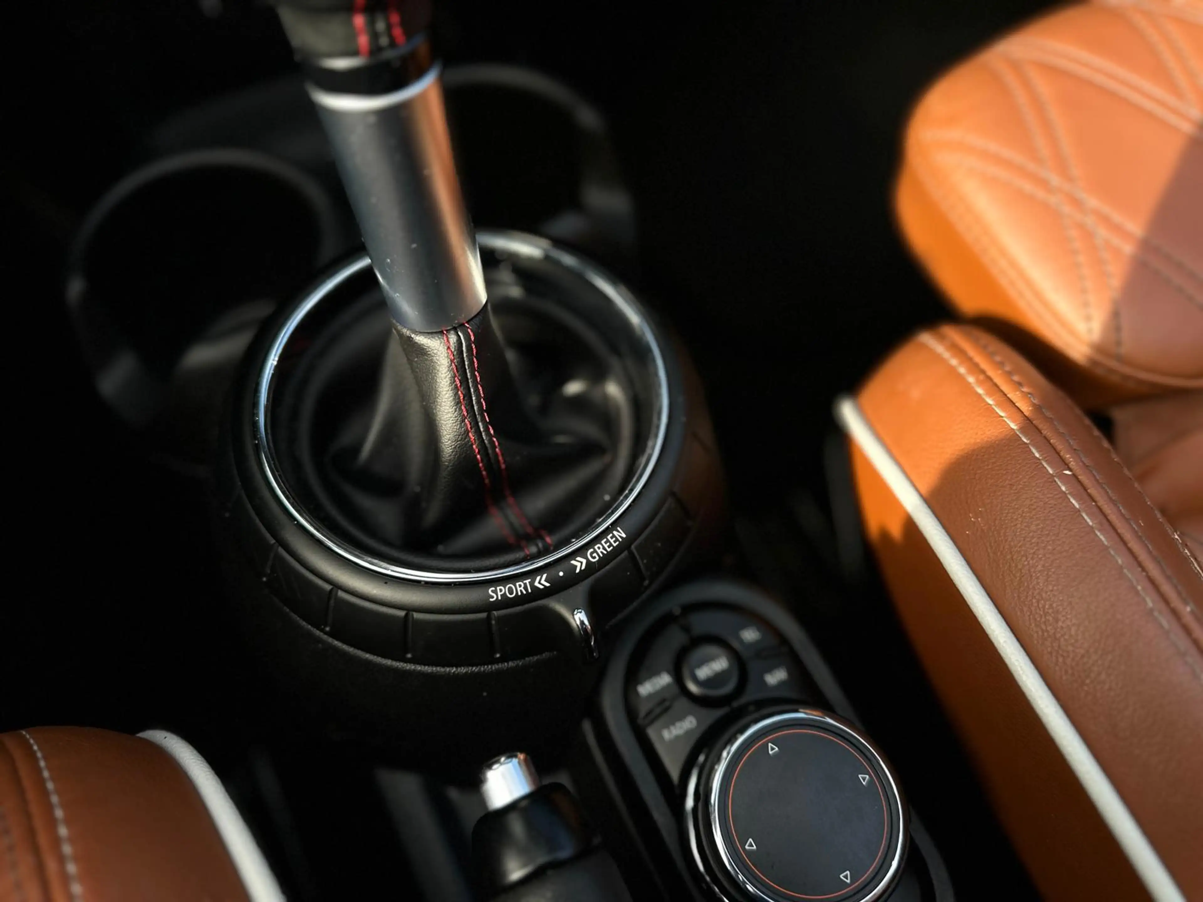 MINI Cooper S Cabrio 2.0 Chili Serious Business | Automaat | Leder | Ke — photo 45