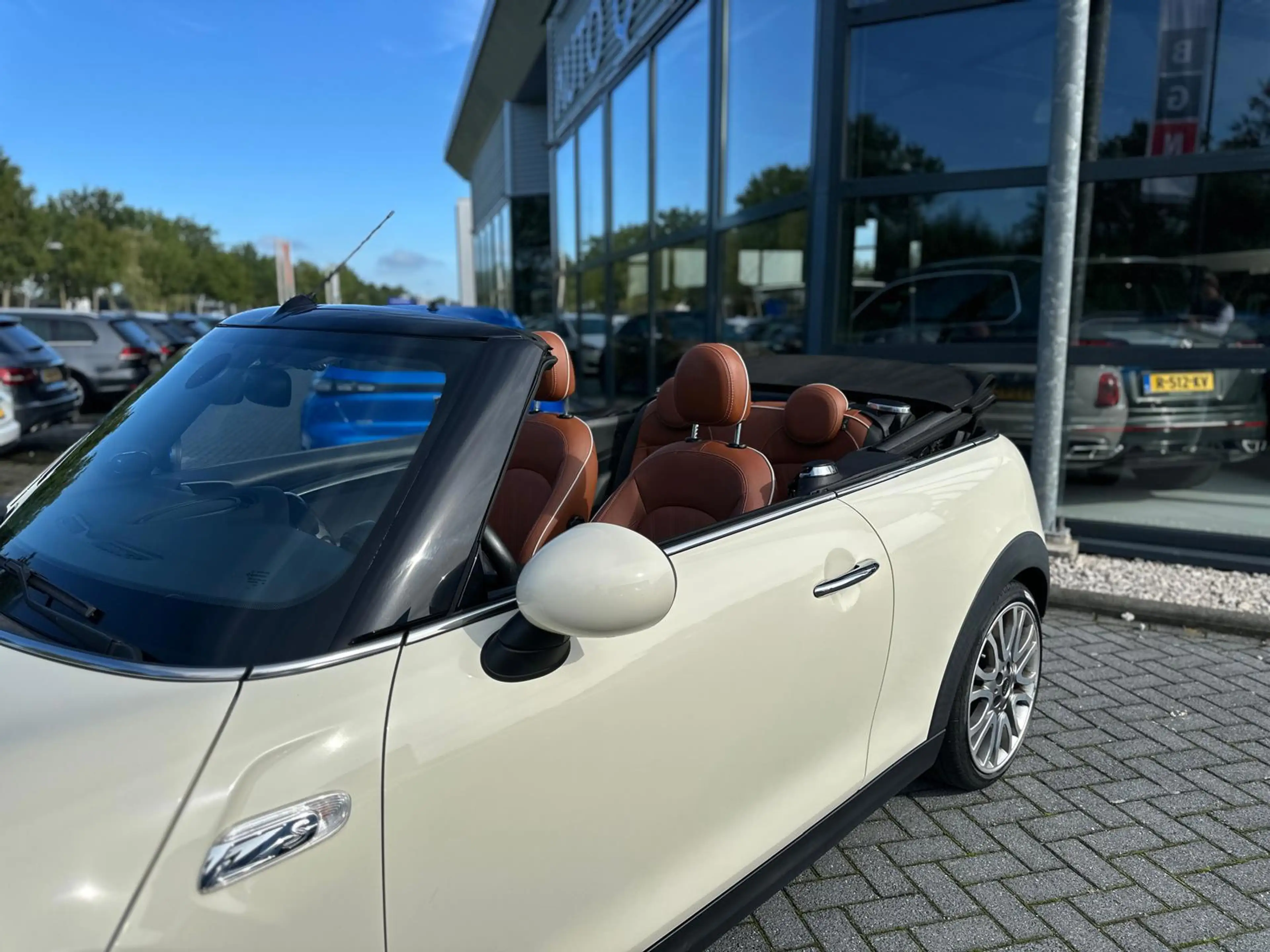 MINI Cooper S Cabrio 2.0 Chili Serious Business | Automaat | Leder | Ke — photo 3