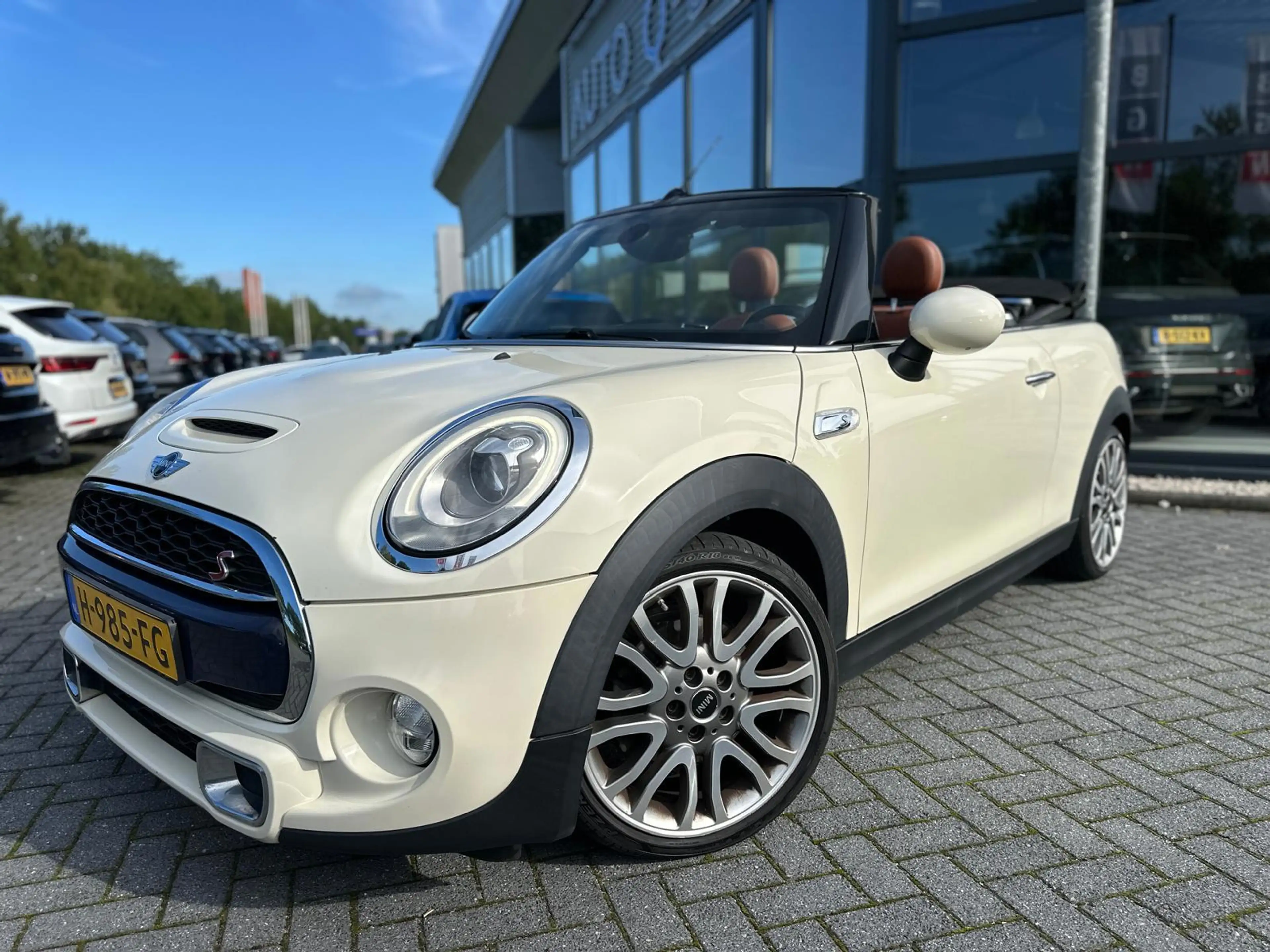 MINI Cooper S Cabrio 2.0 Chili Serious Business | Automaat | Leder | Ke — photo 2