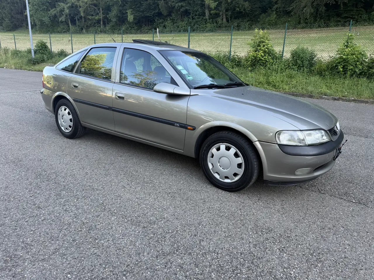 Opel Vectra 1.6l*AUTOMATIK*TÜV*NEU*LIMOUSINE*KLIMA*, foto 2