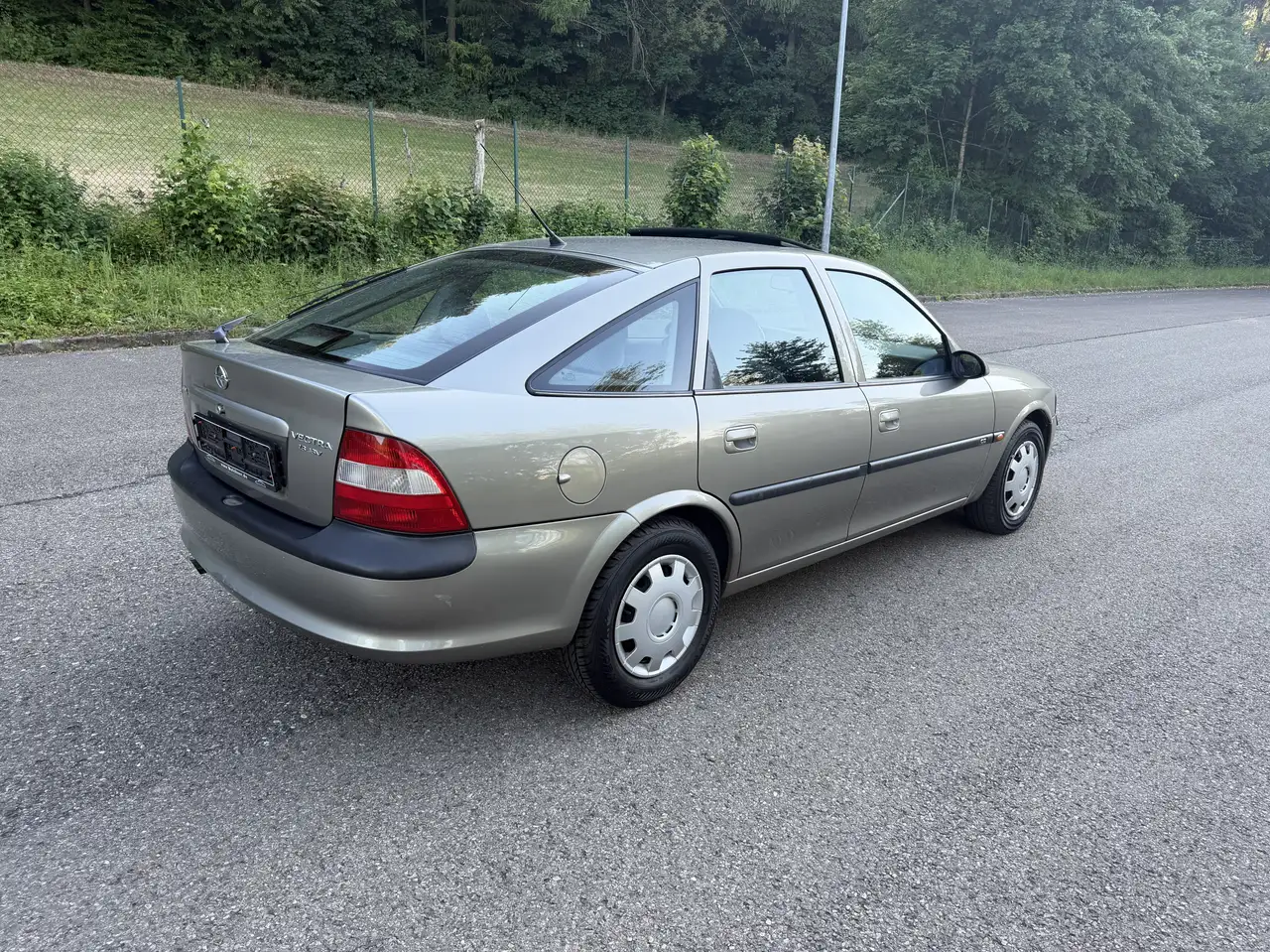 Opel Vectra 1.6l*AUTOMATIK*TÜV*NEU*LIMOUSINE*KLIMA*, foto 6