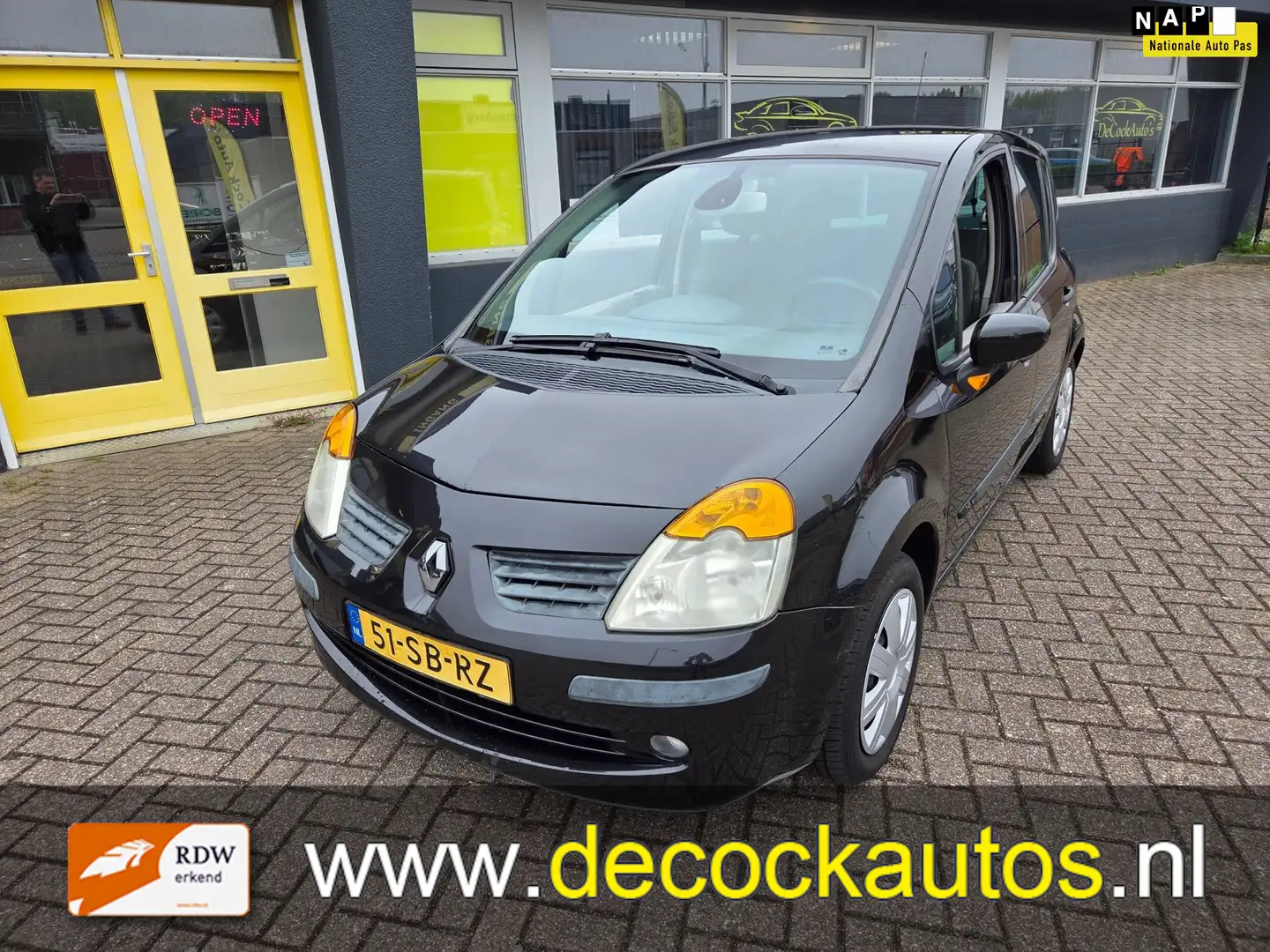 Renault Modus 1.4-16V Dynamique Luxe Zwart - 1