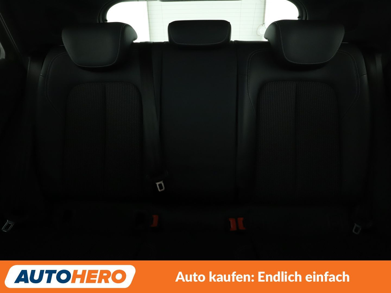 Audi Q2 35 TFSI Sport Aut.*NAV*ACC*PDC*SHZ*ALU*KLIMA* — photo 15