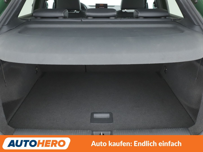 Audi Q2 35 TFSI Sport Aut.*NAV*ACC*PDC*SHZ*ALU*KLIMA* — photo 17