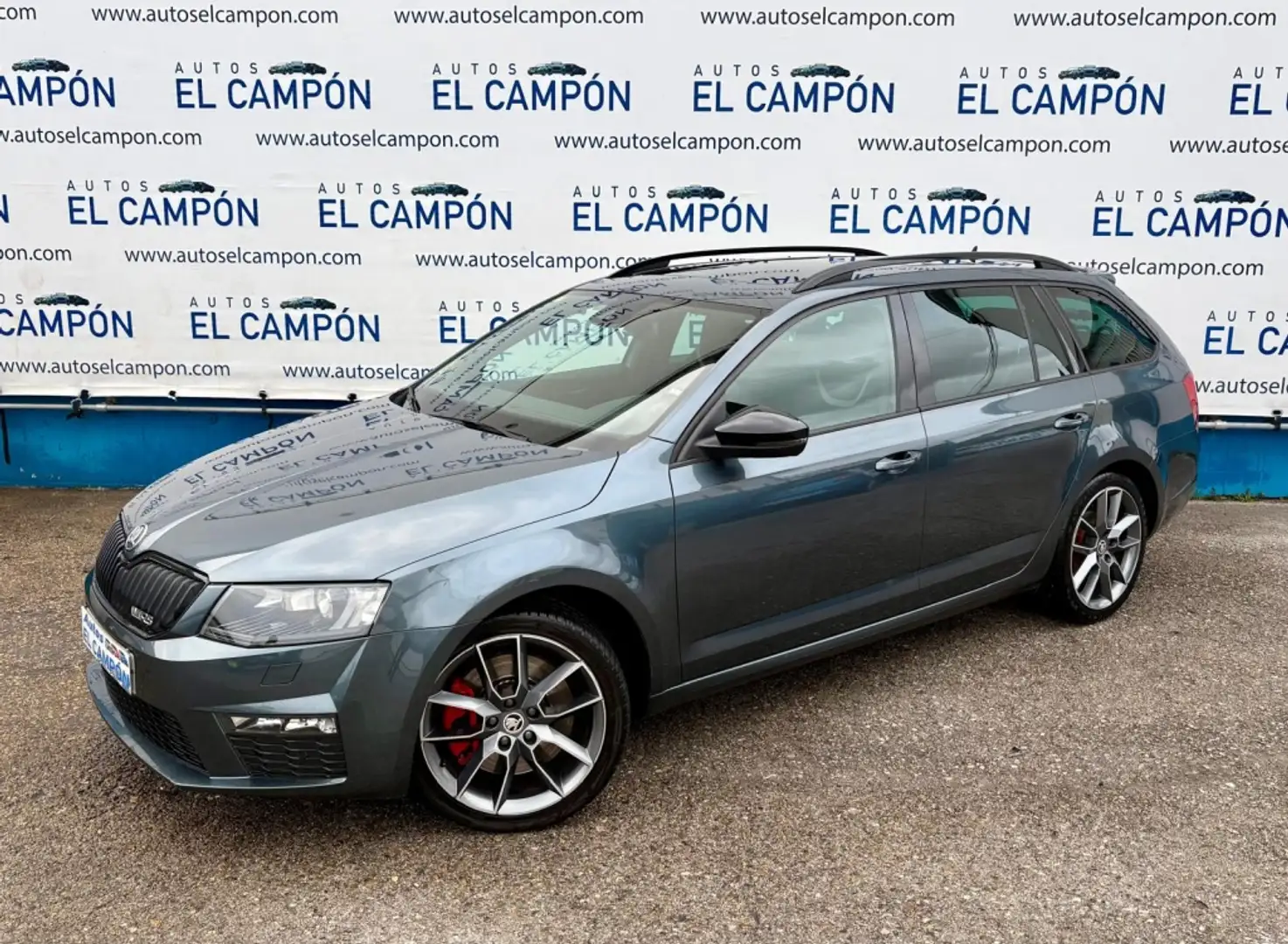 Skoda Octavia Combi 2.0TDI RS Gris - 1