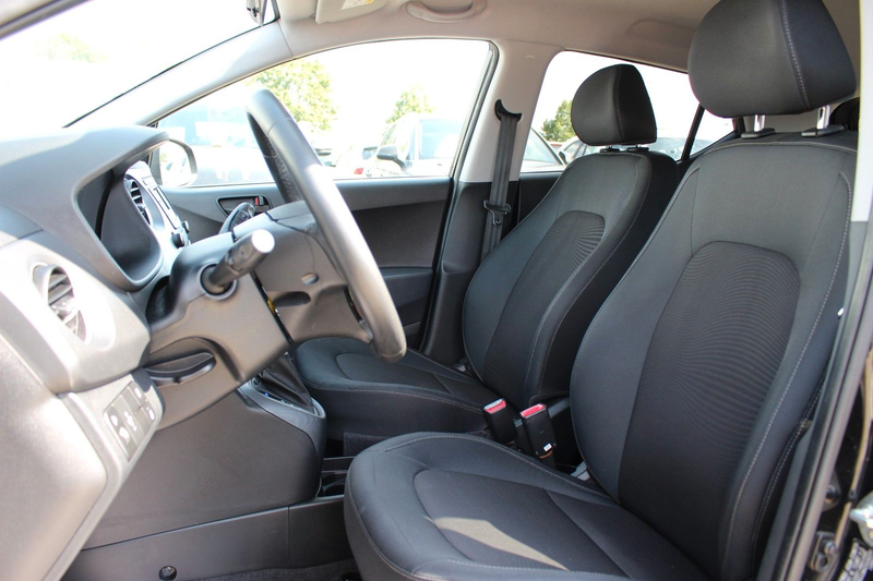 Hyundai i10 1.2 YES!/SHEFT/KLIMA/AUX/USB/BHZ/BT/SHZ/ — photo 11