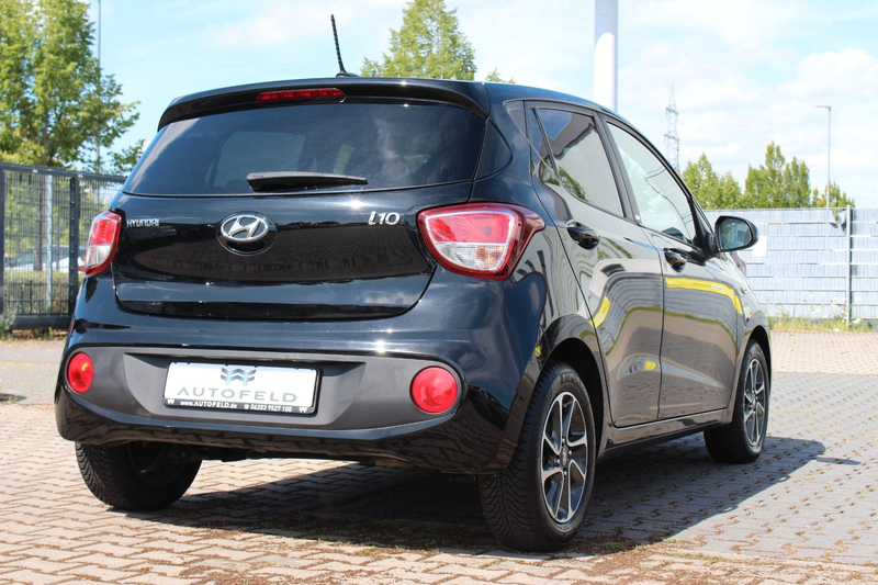 Hyundai i10 1.2 YES!/SHEFT/KLIMA/AUX/USB/BHZ/BT/SHZ/ — photo 4