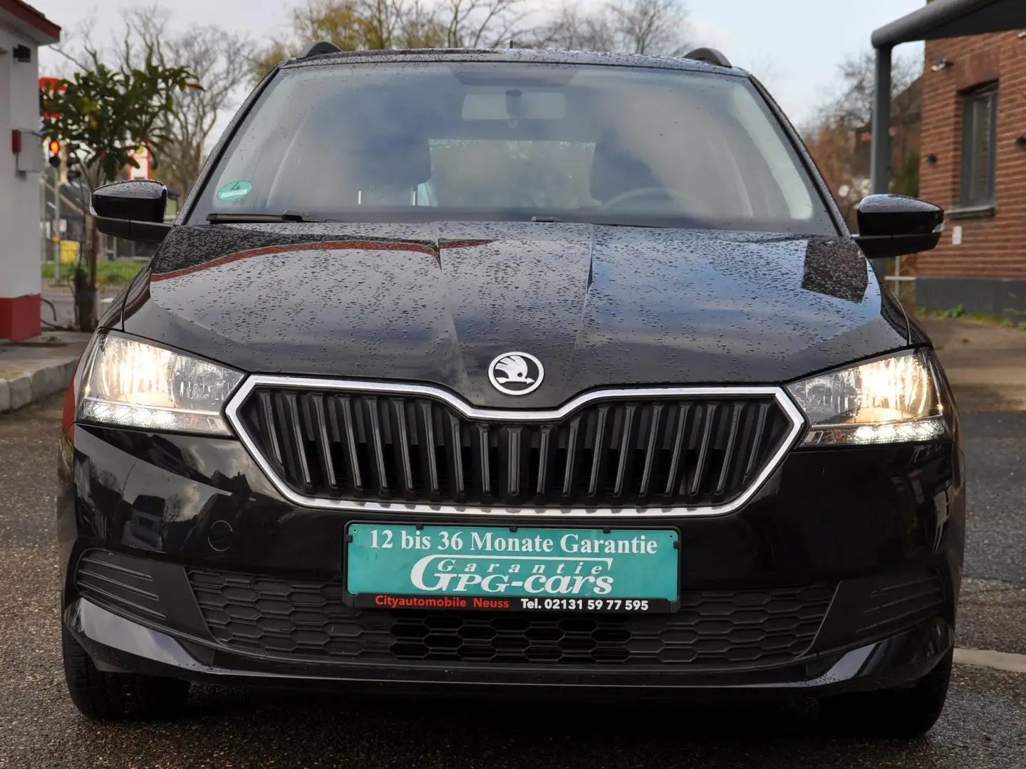 Skoda Fabia Fabia III Combi Combi 1.0 MPI Cool Plus Schwarz - 1