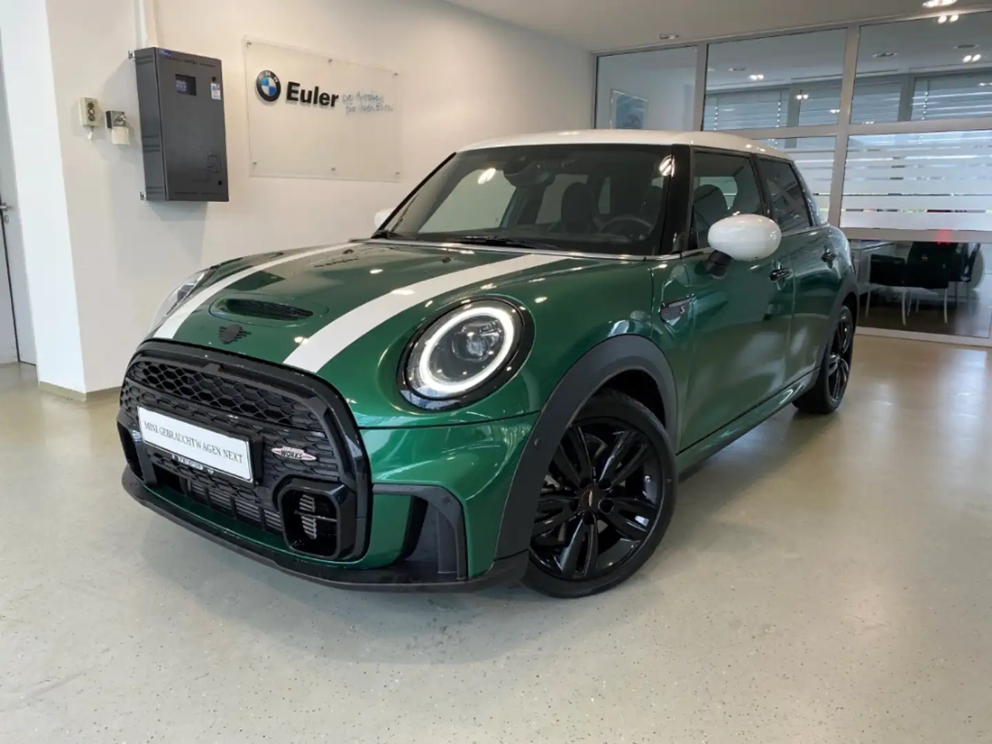 MINI Cooper S A Sommer17'' Pano JCW RKF HUD H/K ParkAss DigiCock Grün - 1
