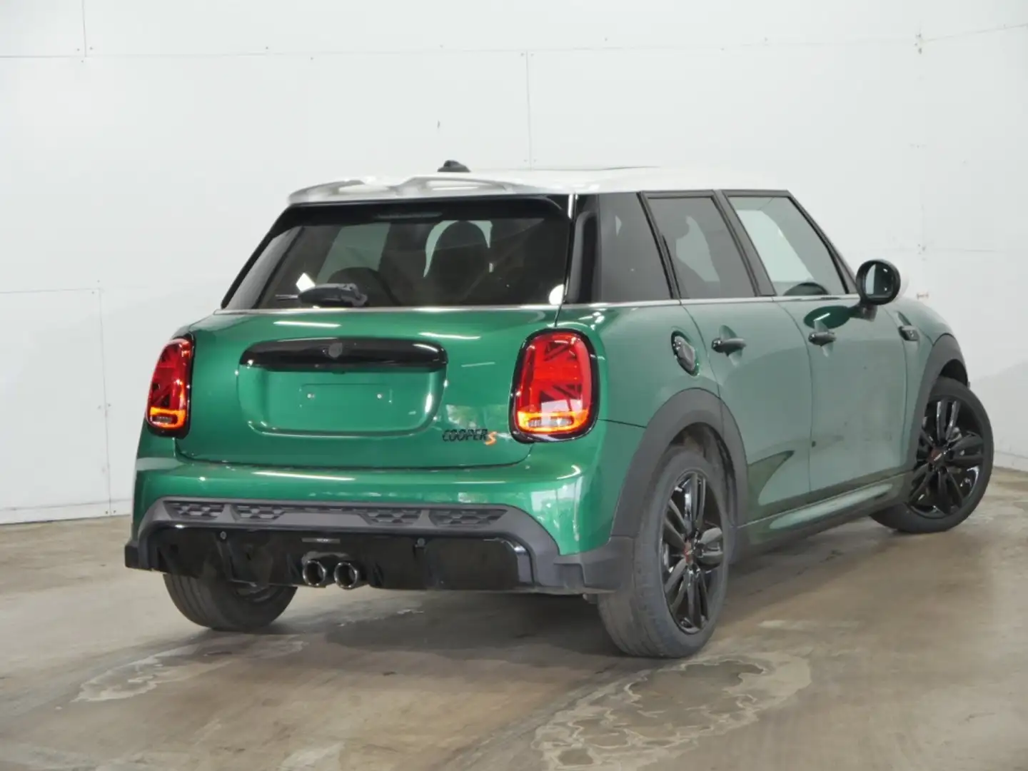 MINI Cooper S A Sommer17'' Pano JCW RKF HUD H/K ParkAss DigiCock Grün - 2