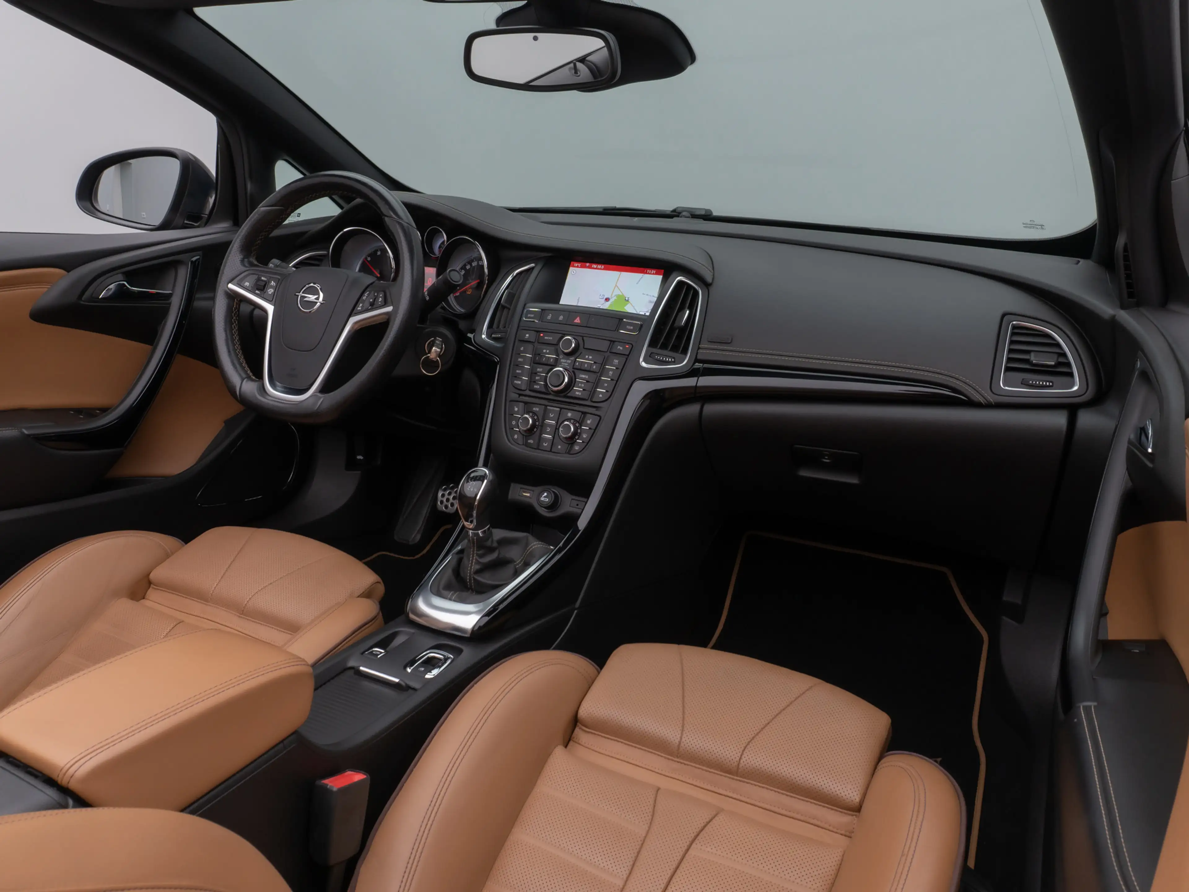 Opel Cascada Innovation ecoFlex Kamera Navi Xenon — photo 35