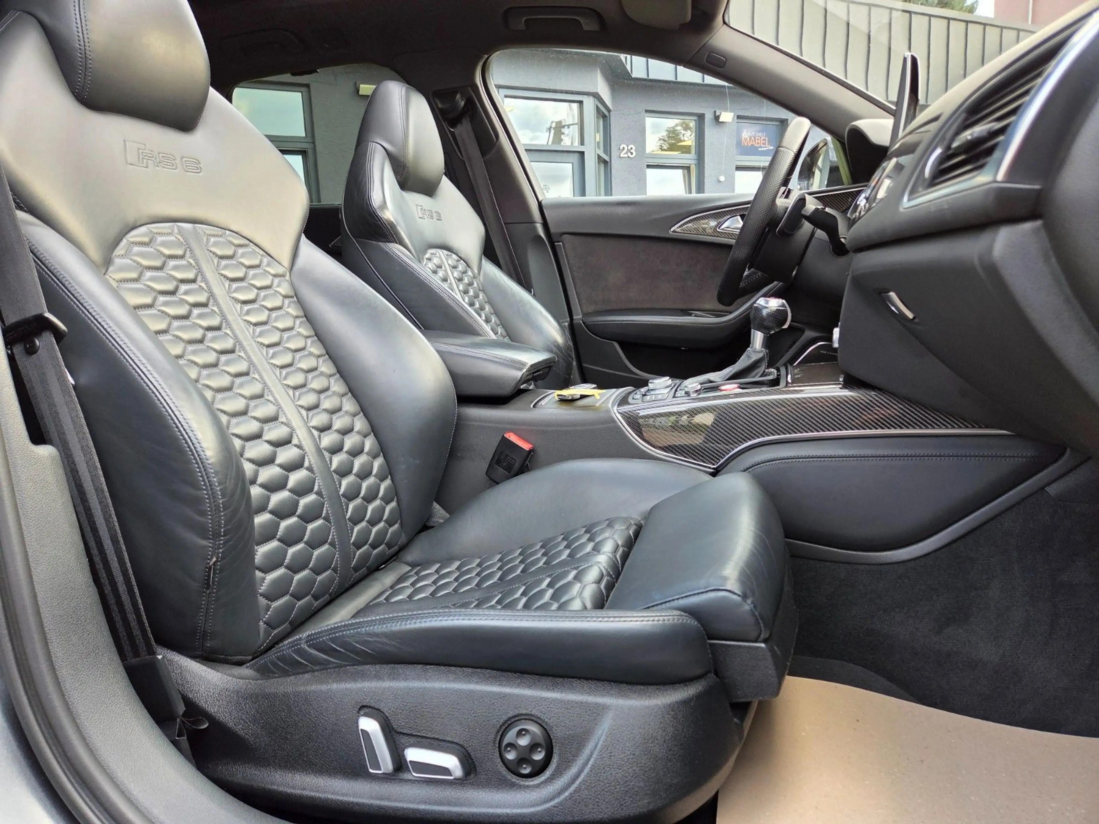 Audi RS6 RS 6 Avant 4.0 TFSI quattro — photo 14