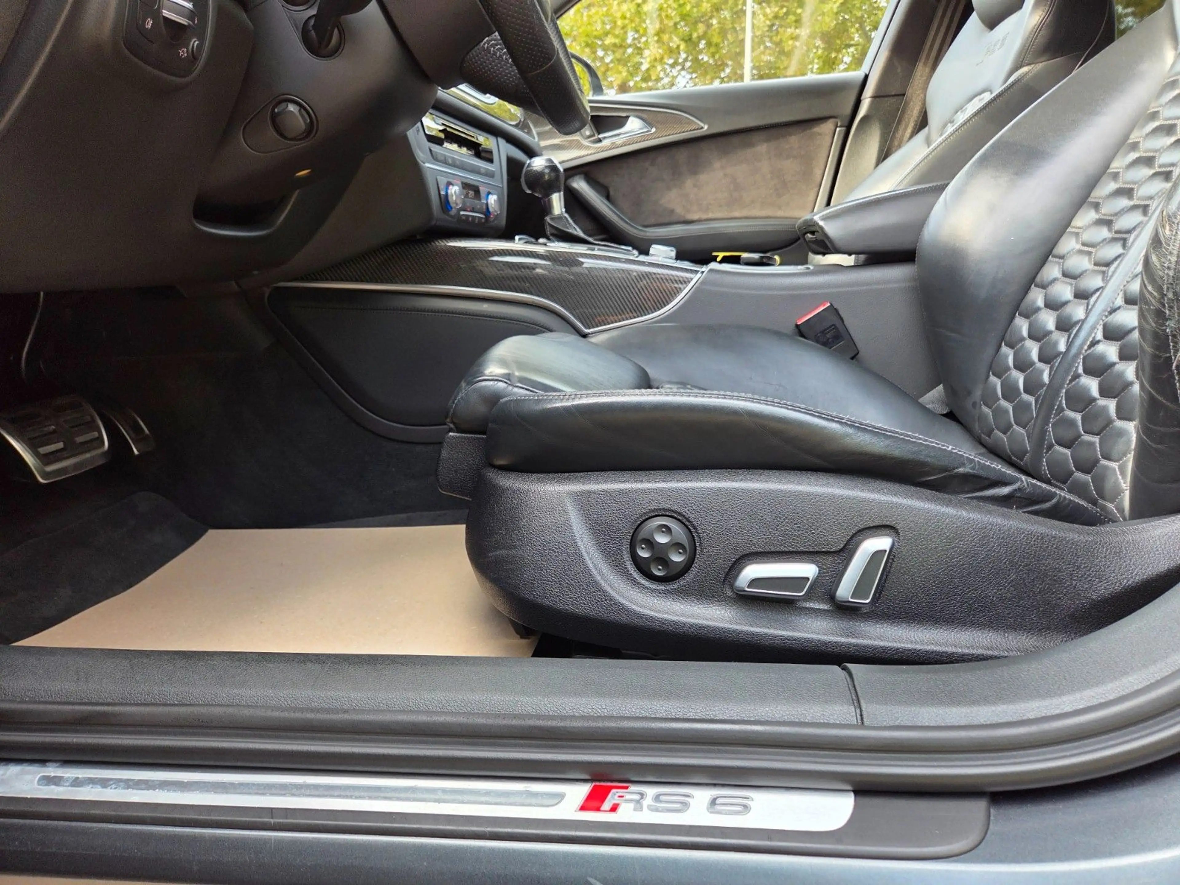 Audi RS6 RS 6 Avant 4.0 TFSI quattro — photo 11