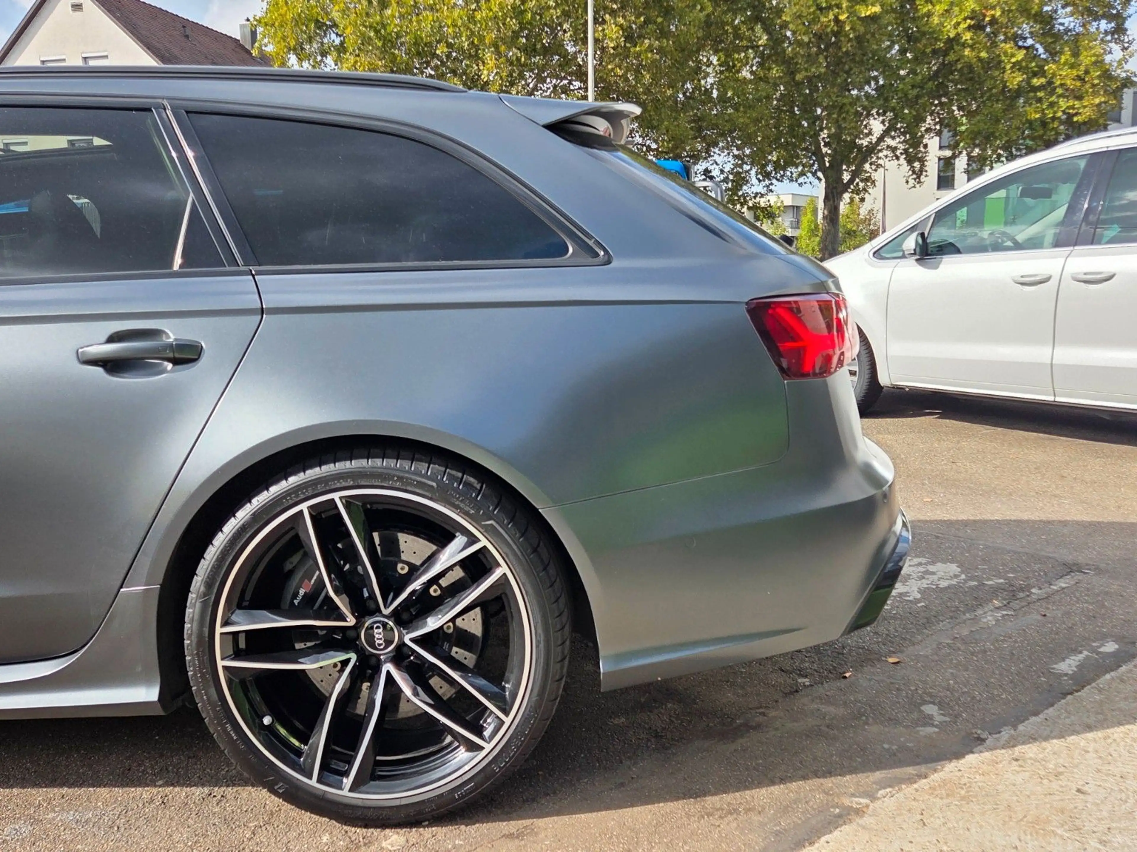 Audi RS6 RS 6 Avant 4.0 TFSI quattro — photo 39