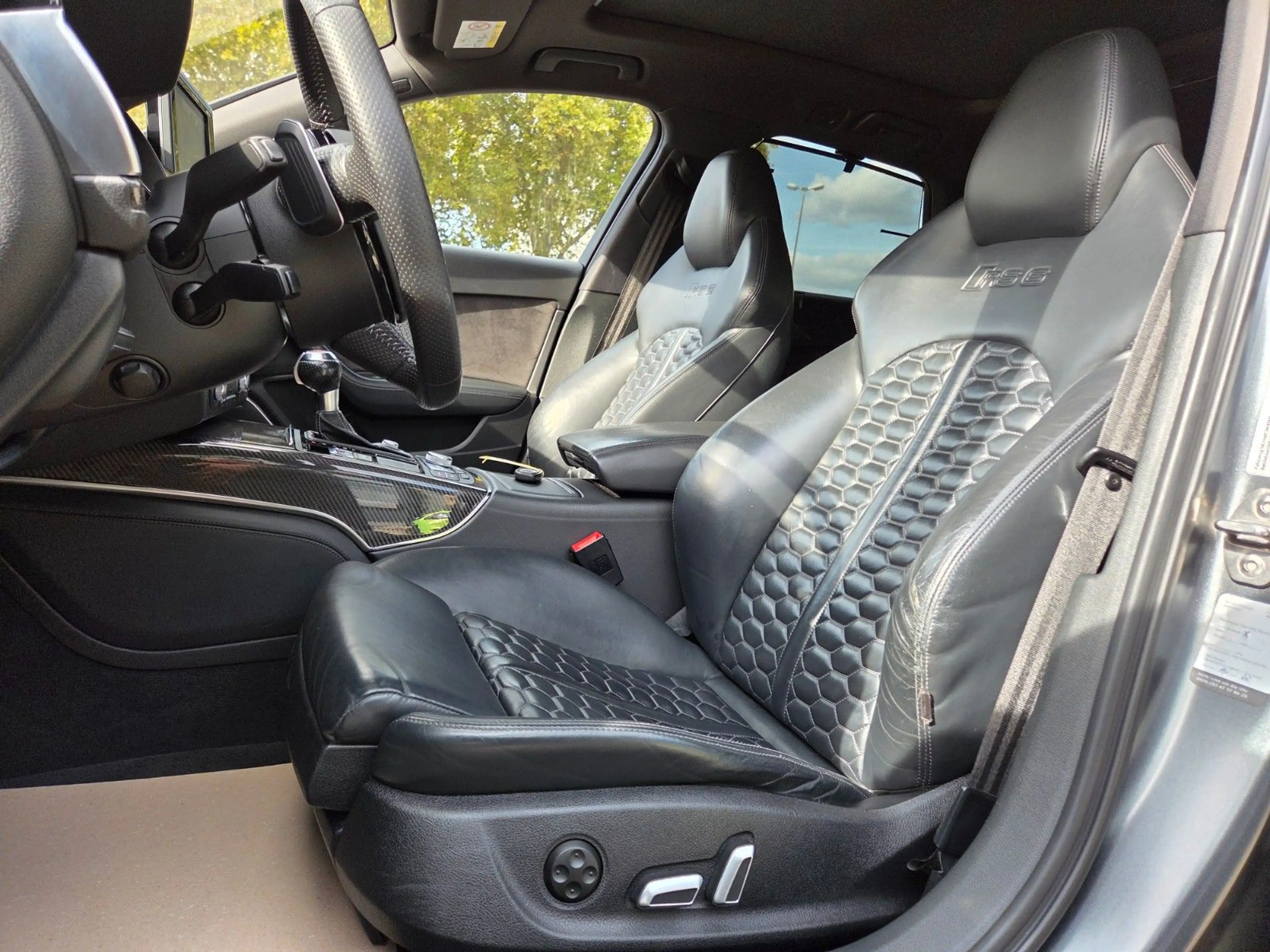 Audi RS6 RS 6 Avant 4.0 TFSI quattro — photo 10