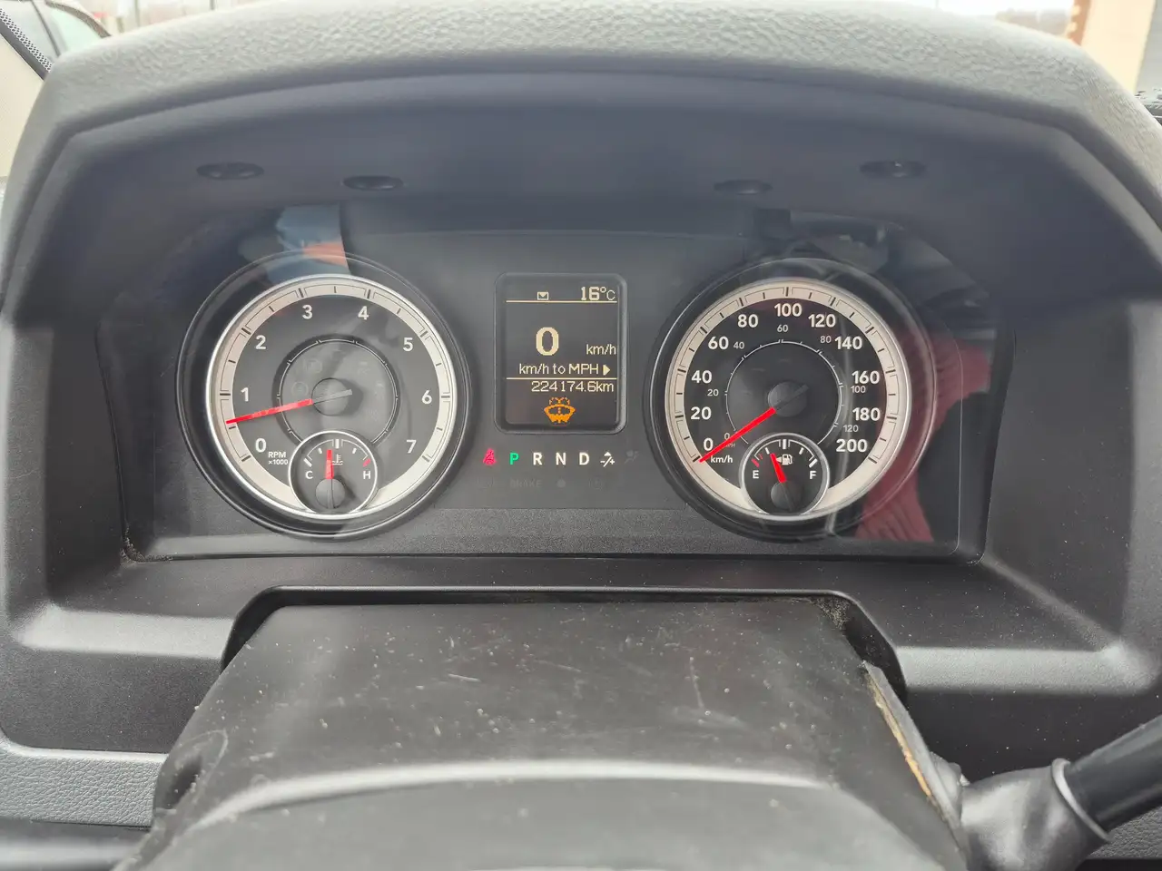RAM 1500 снимка RAM 1500