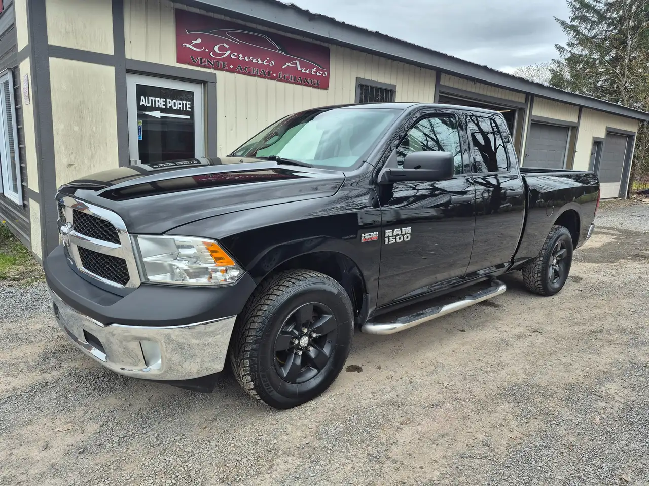 RAM 1500 снимка RAM 1500